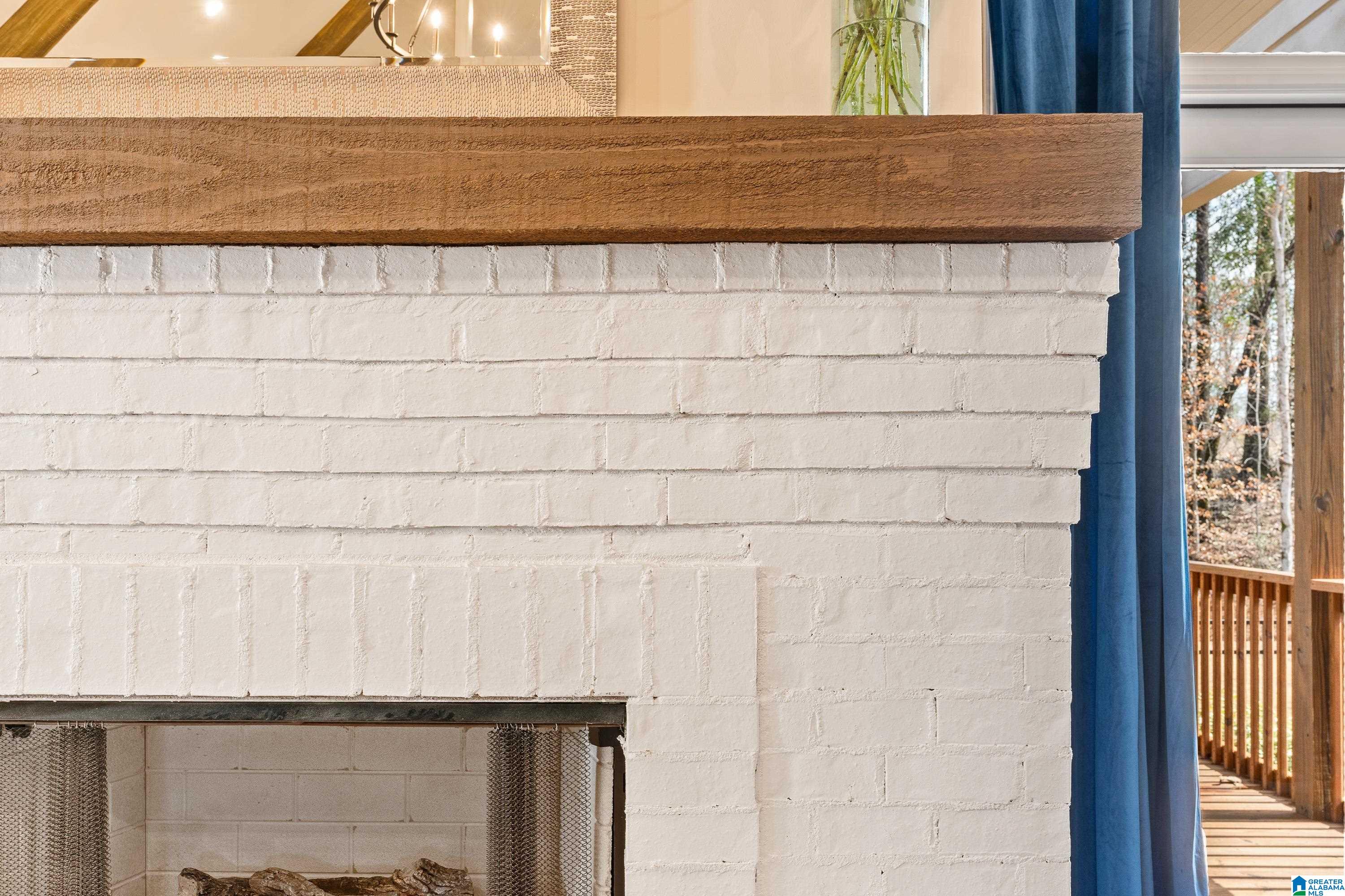 2049 HIGHLAND GATE WAY