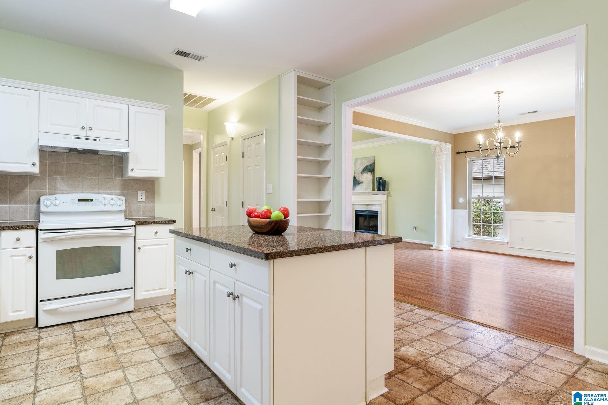 1171 EAGLE DRIVE