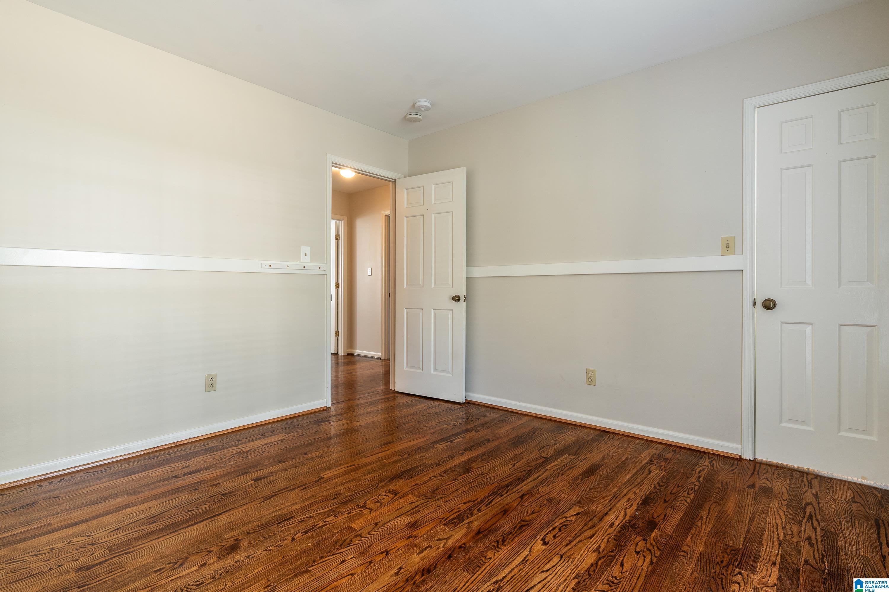 3561 WESTBURY ROAD