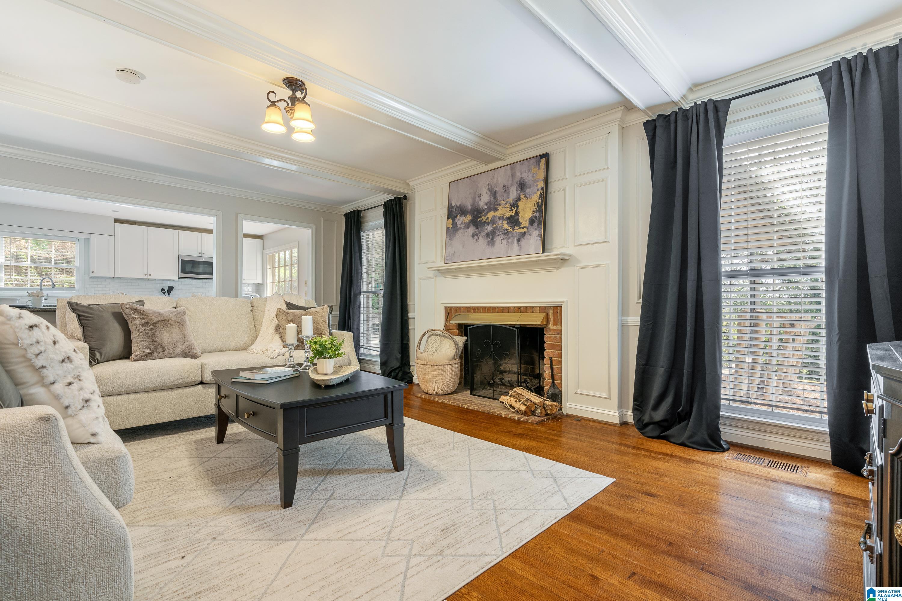 3561 WESTBURY ROAD