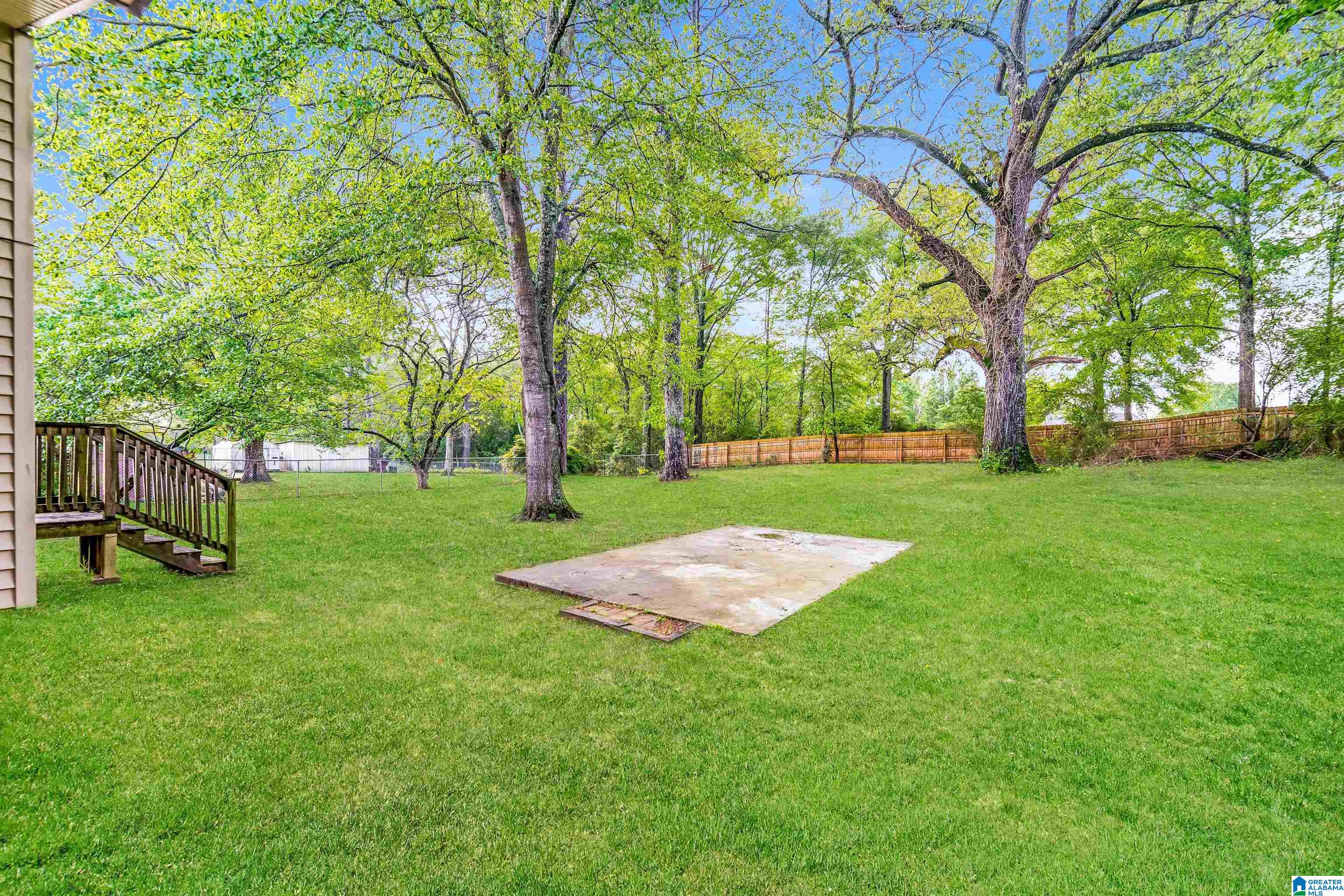 7 OAKDALE DRIVE