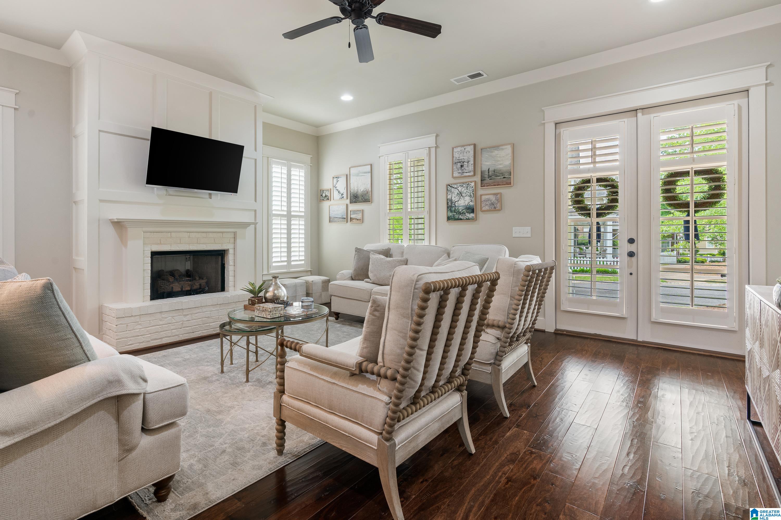 725 RESTORATION DRIVE