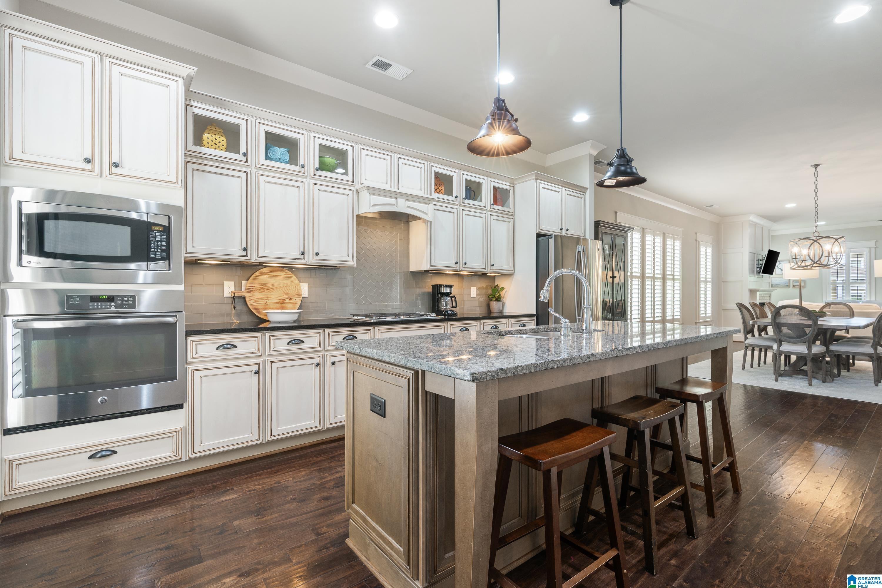 725 RESTORATION DRIVE
