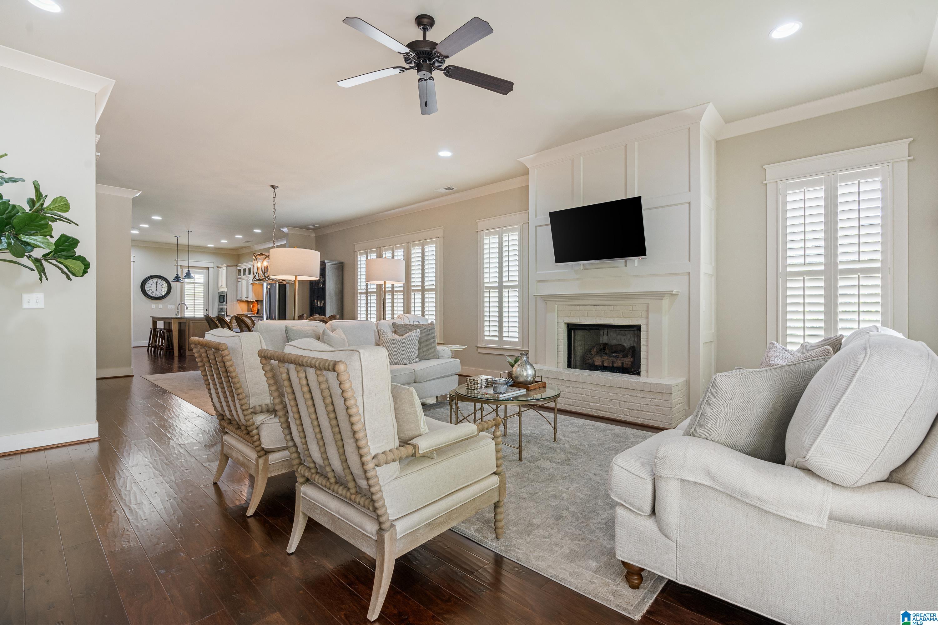 725 RESTORATION DRIVE