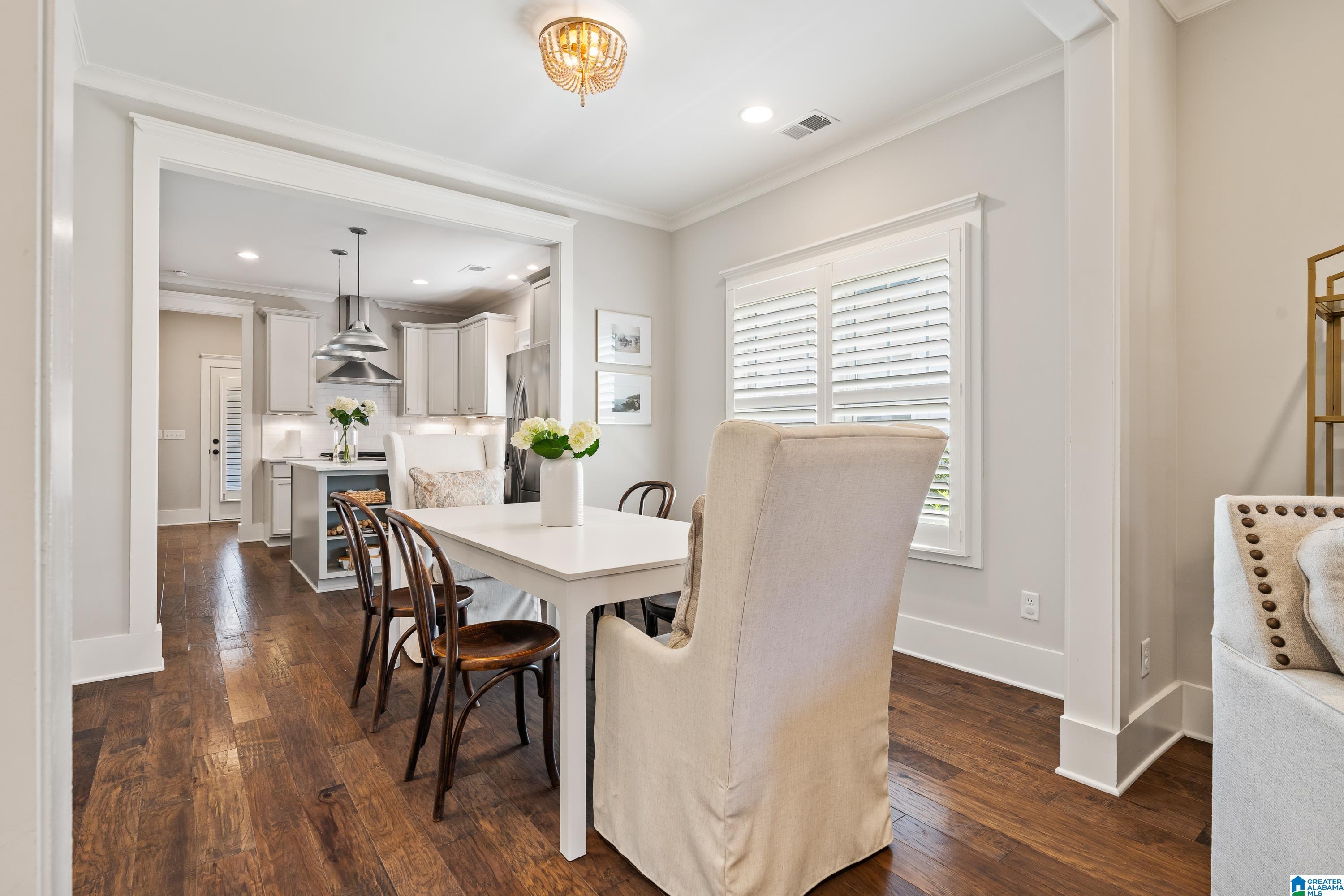 1445 SAWYER PASS