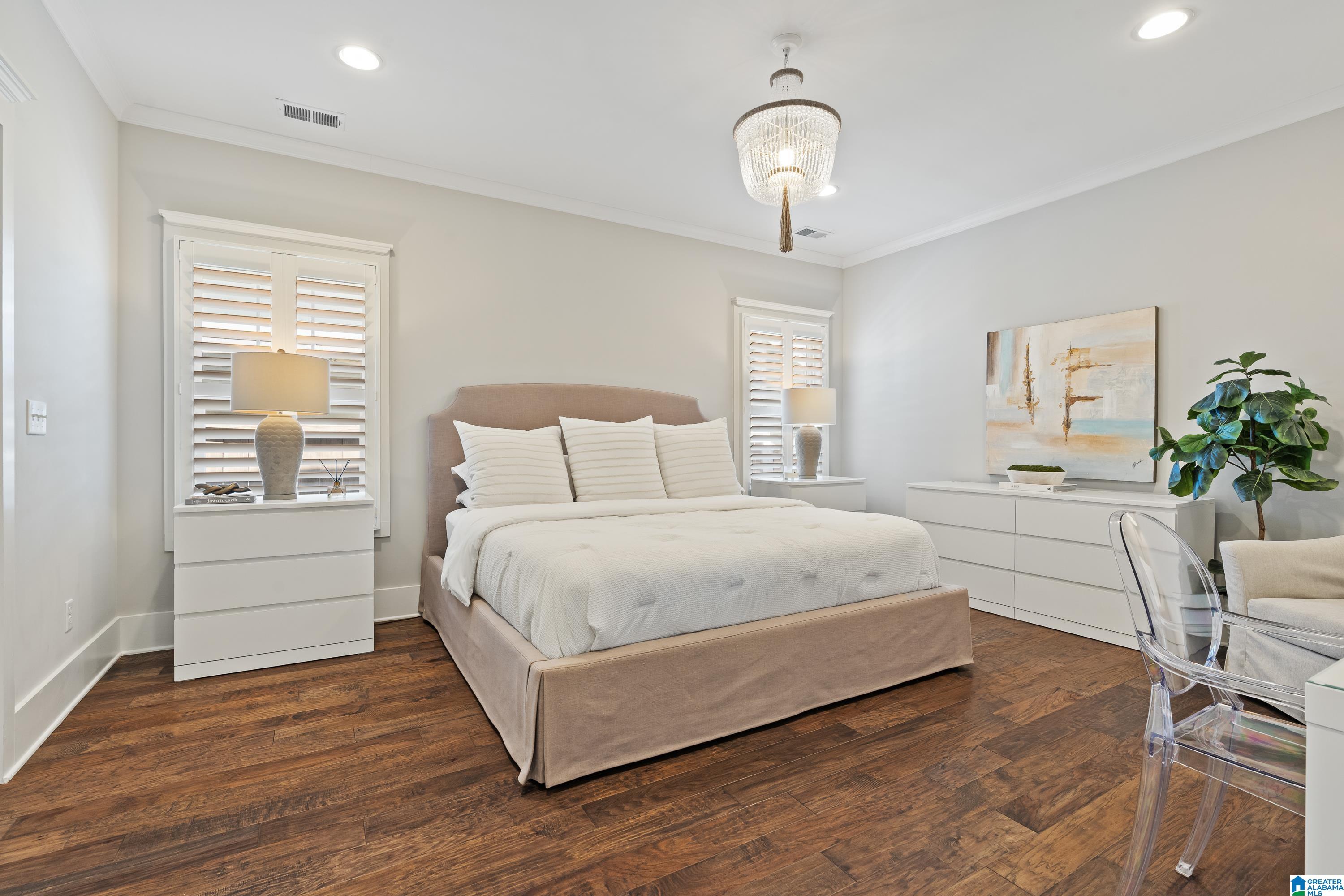 1445 SAWYER PASS