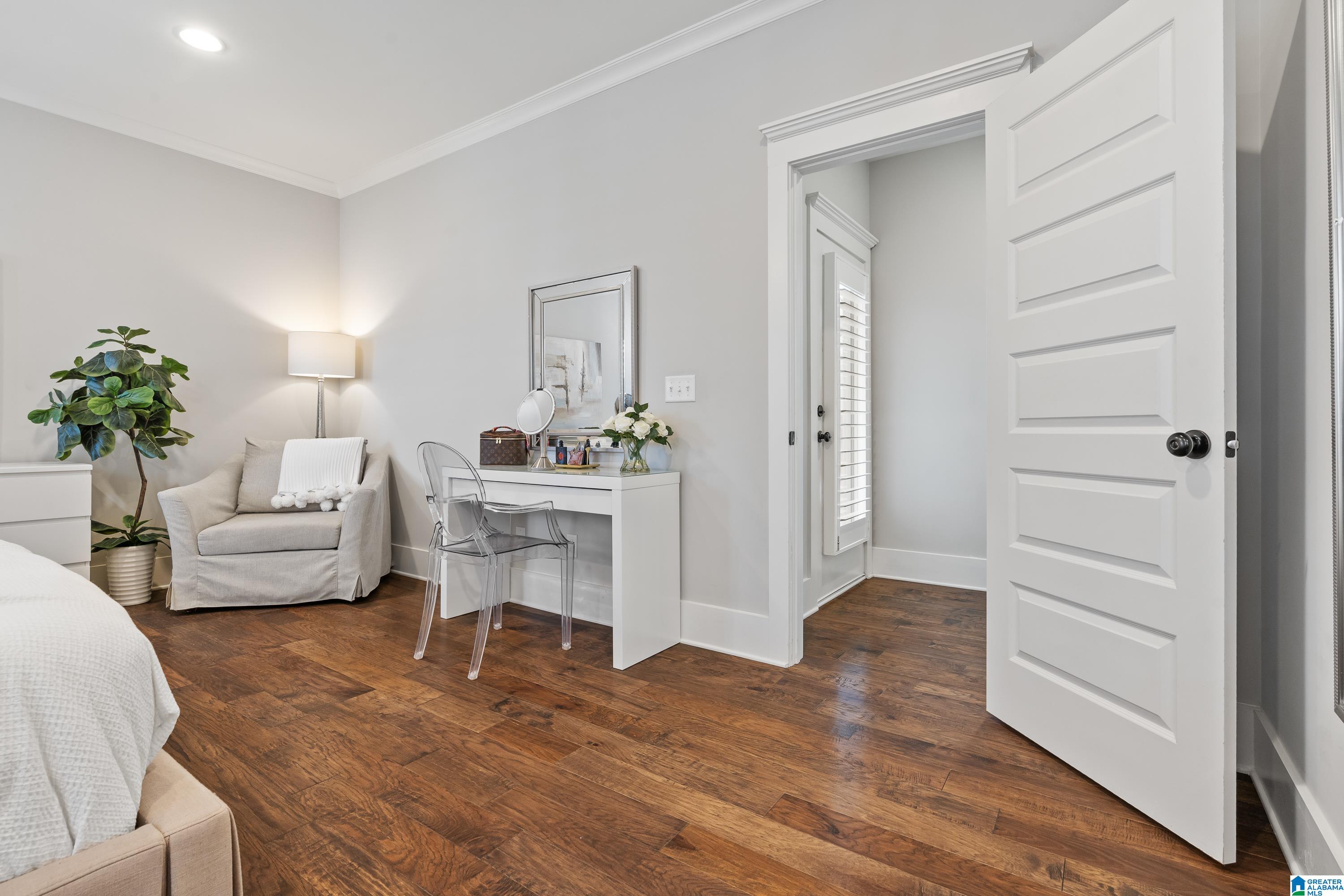 1445 SAWYER PASS