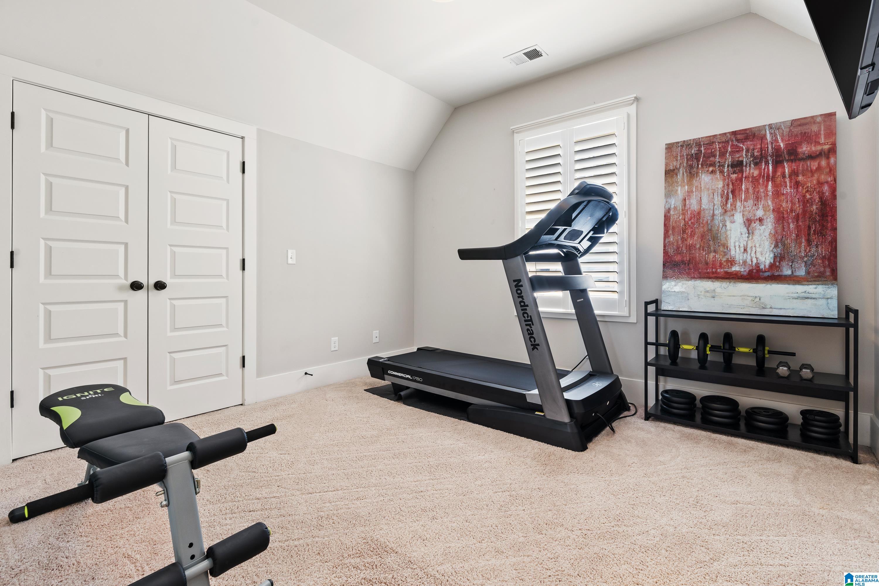 1445 SAWYER PASS