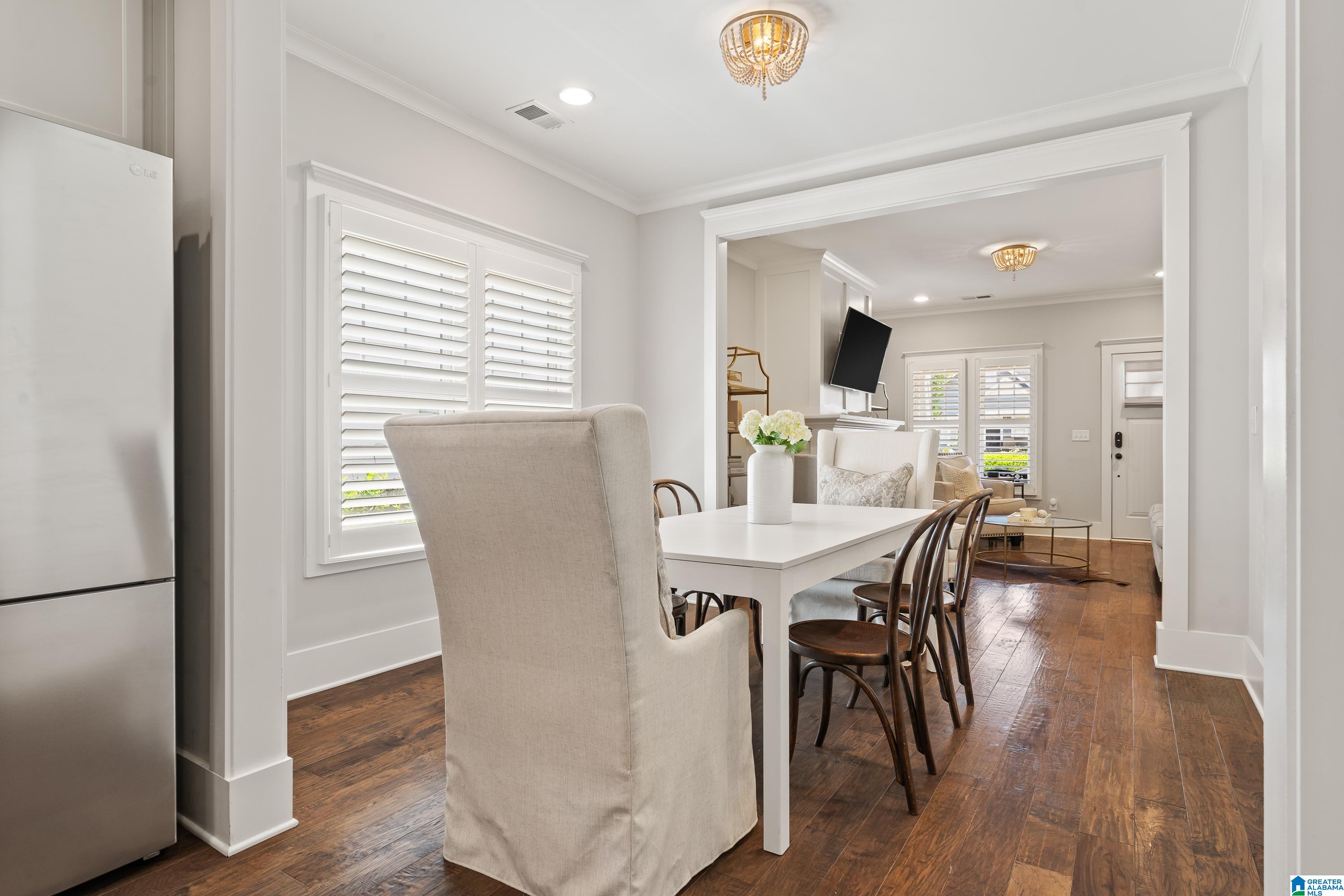 1445 SAWYER PASS