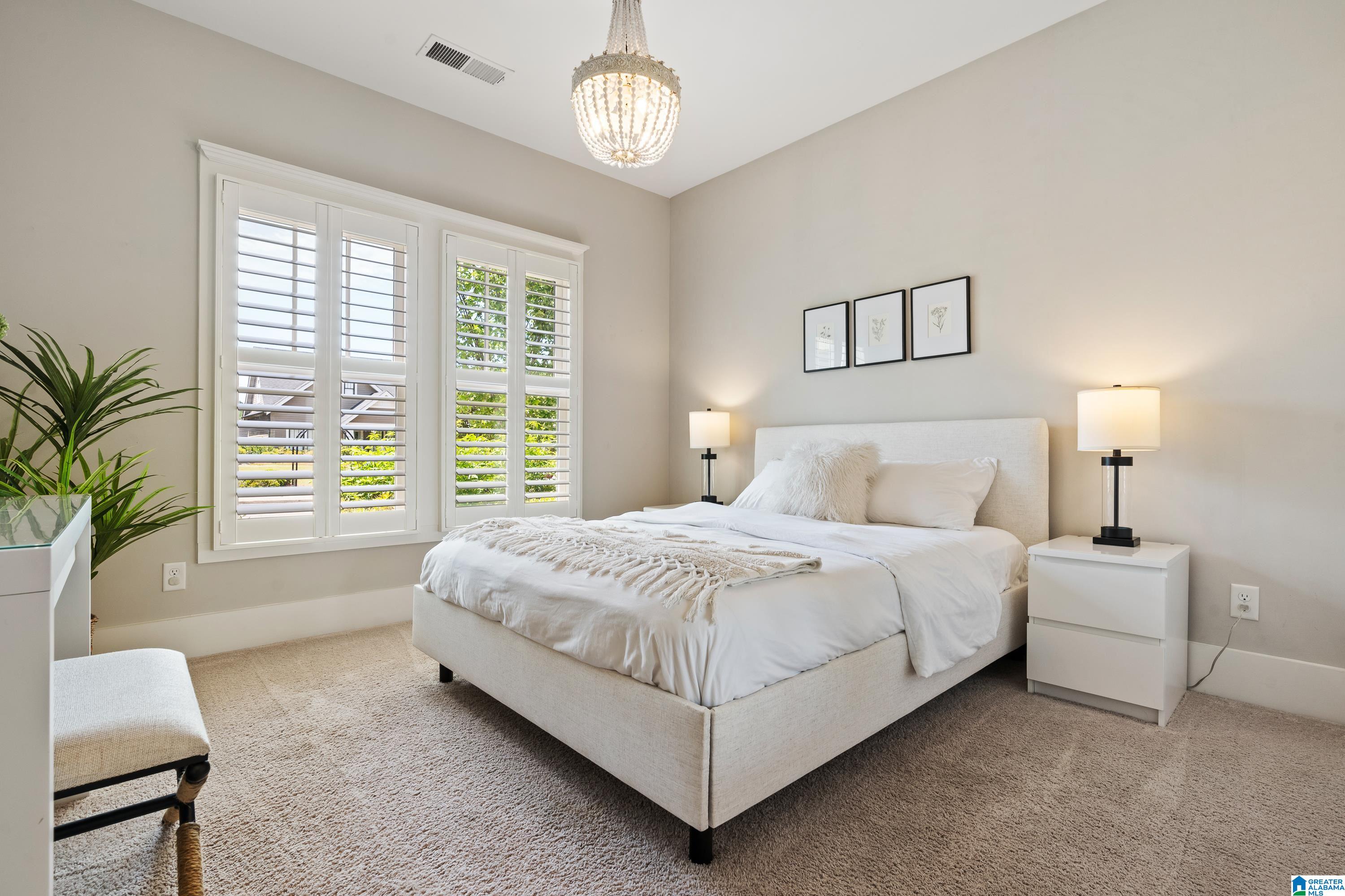 1445 SAWYER PASS