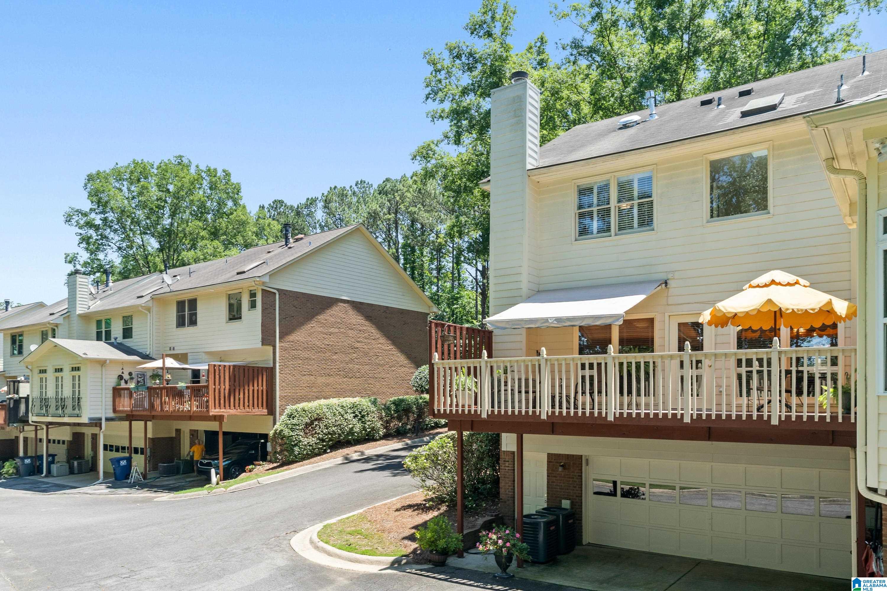 3141 CHESTNUT OAKS DRIVE