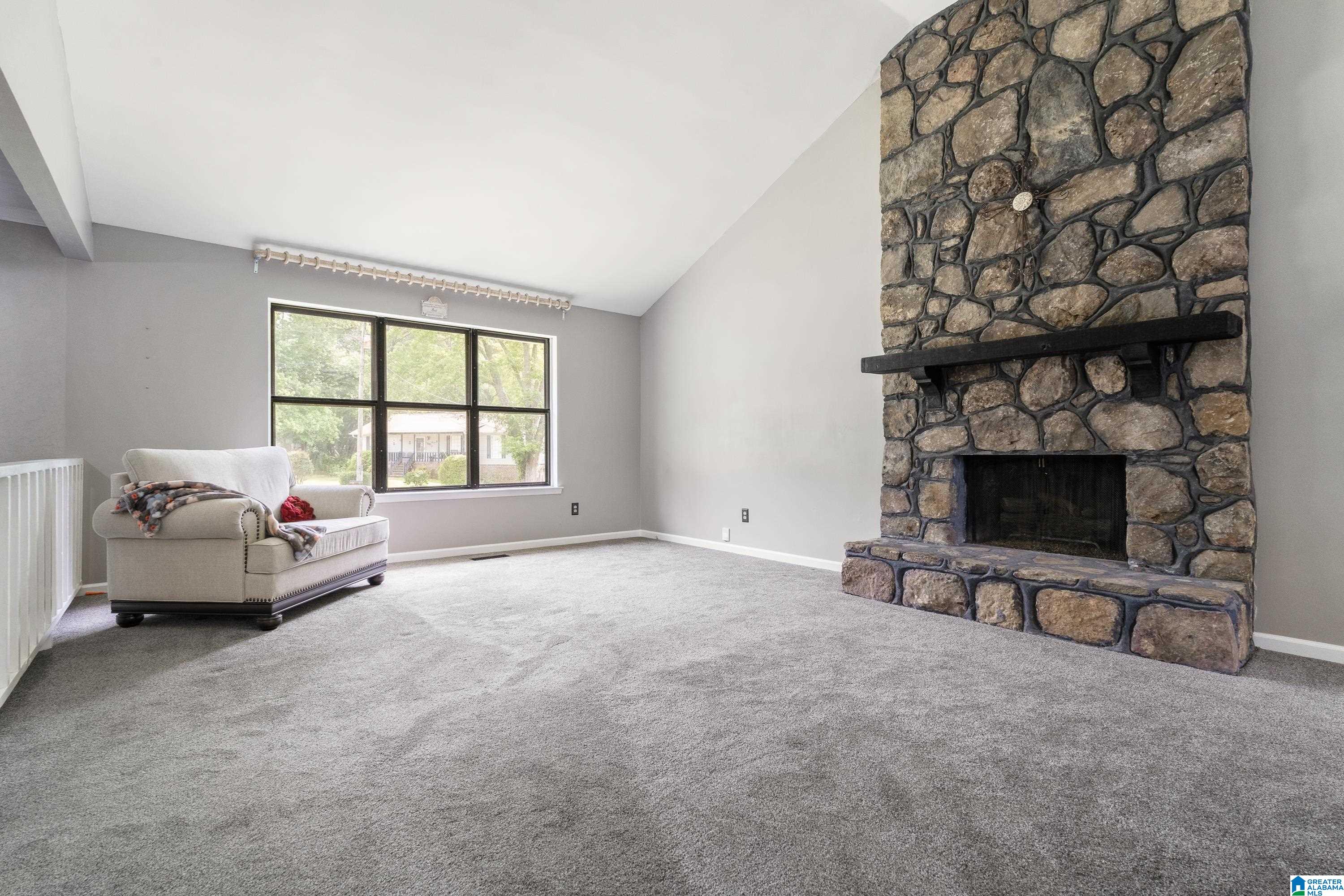 860 TORREY PINES CIRCLE