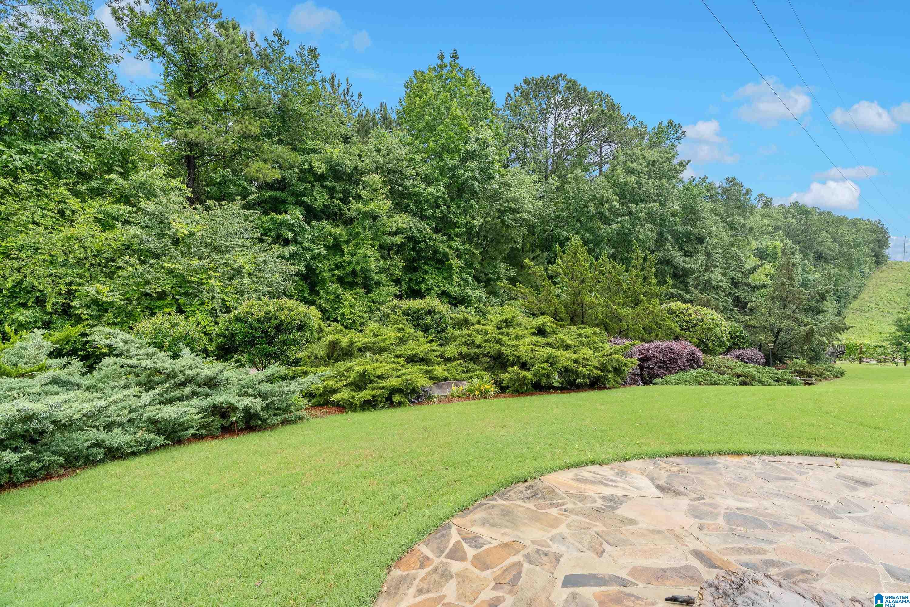 5265 LAKE CREST CIRCLE