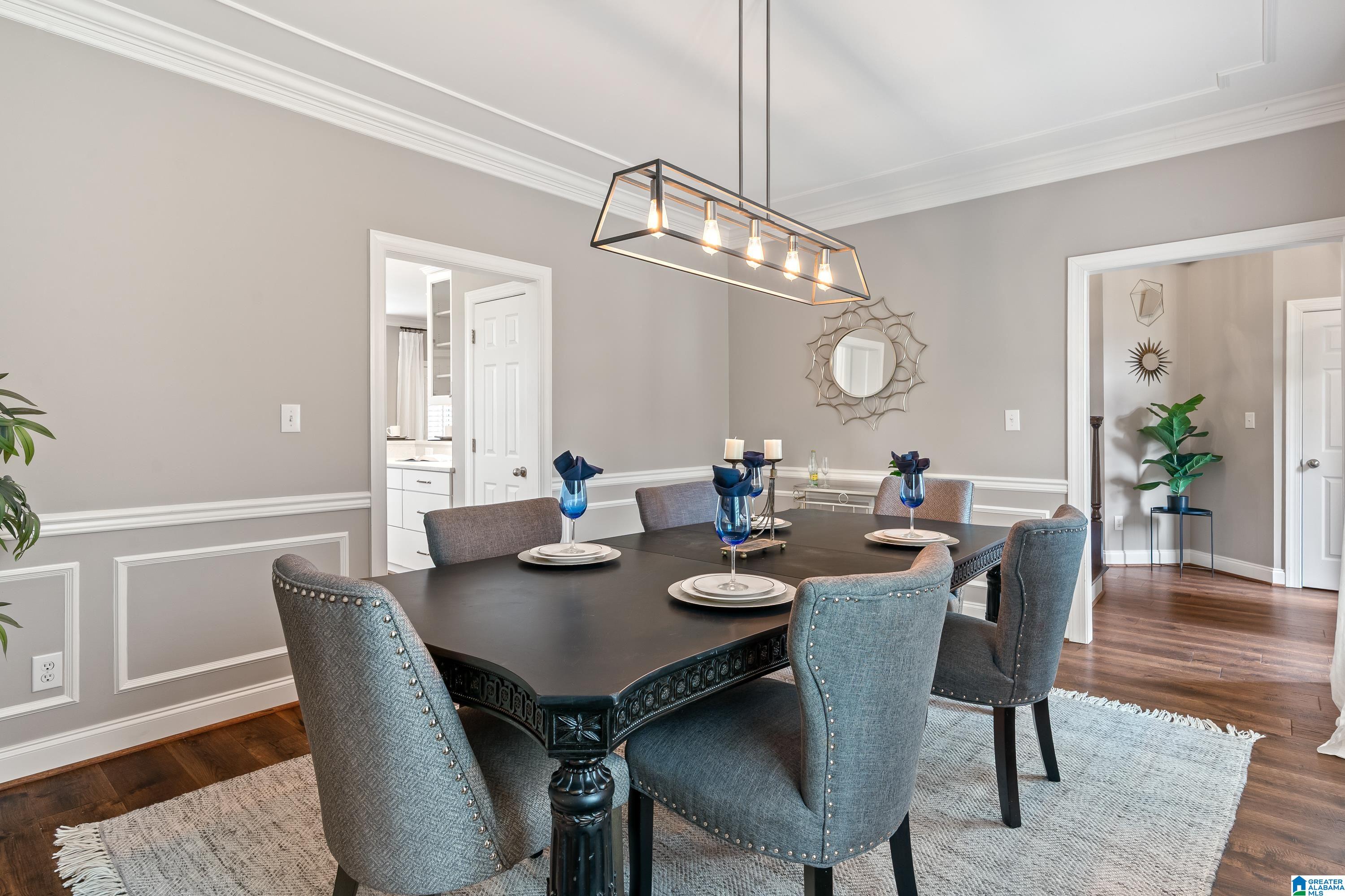 5265 LAKE CREST CIRCLE
