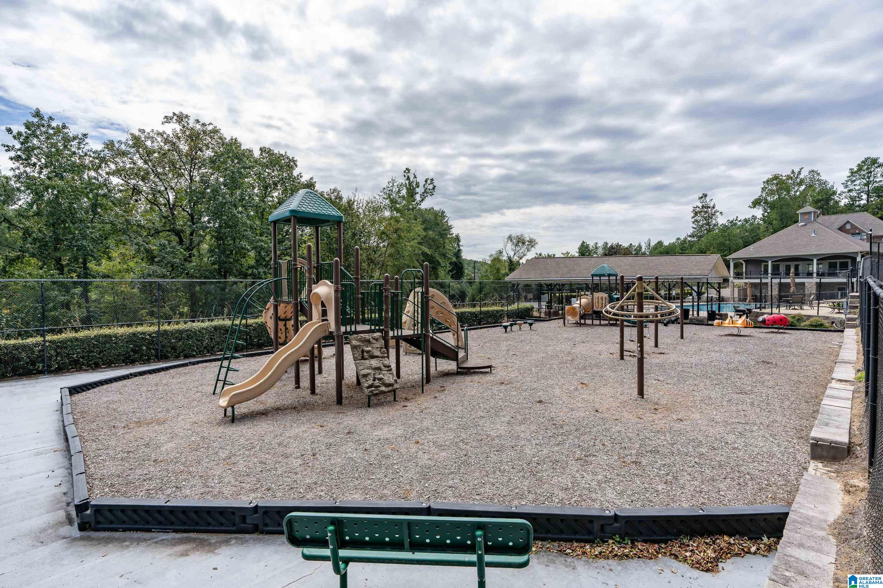 5265 LAKE CREST CIRCLE