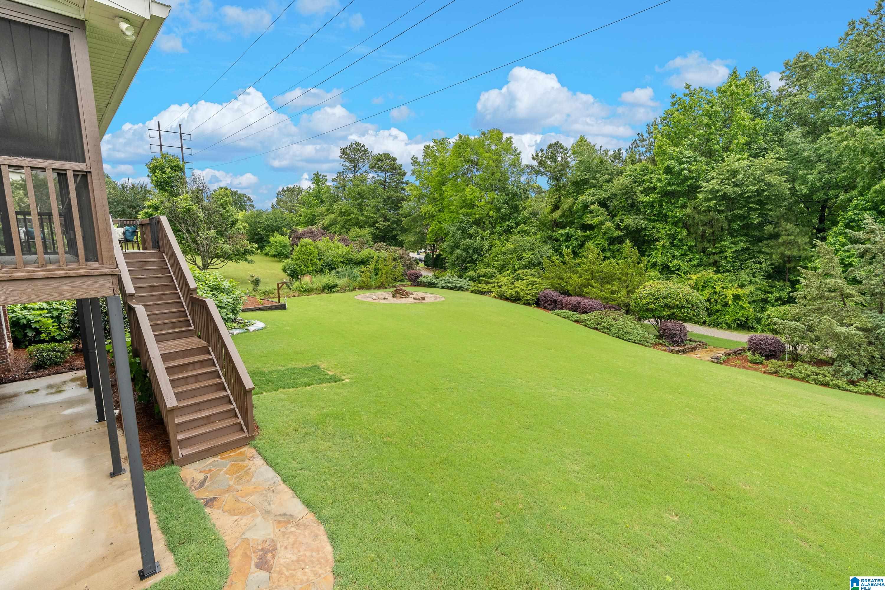 5265 LAKE CREST CIRCLE