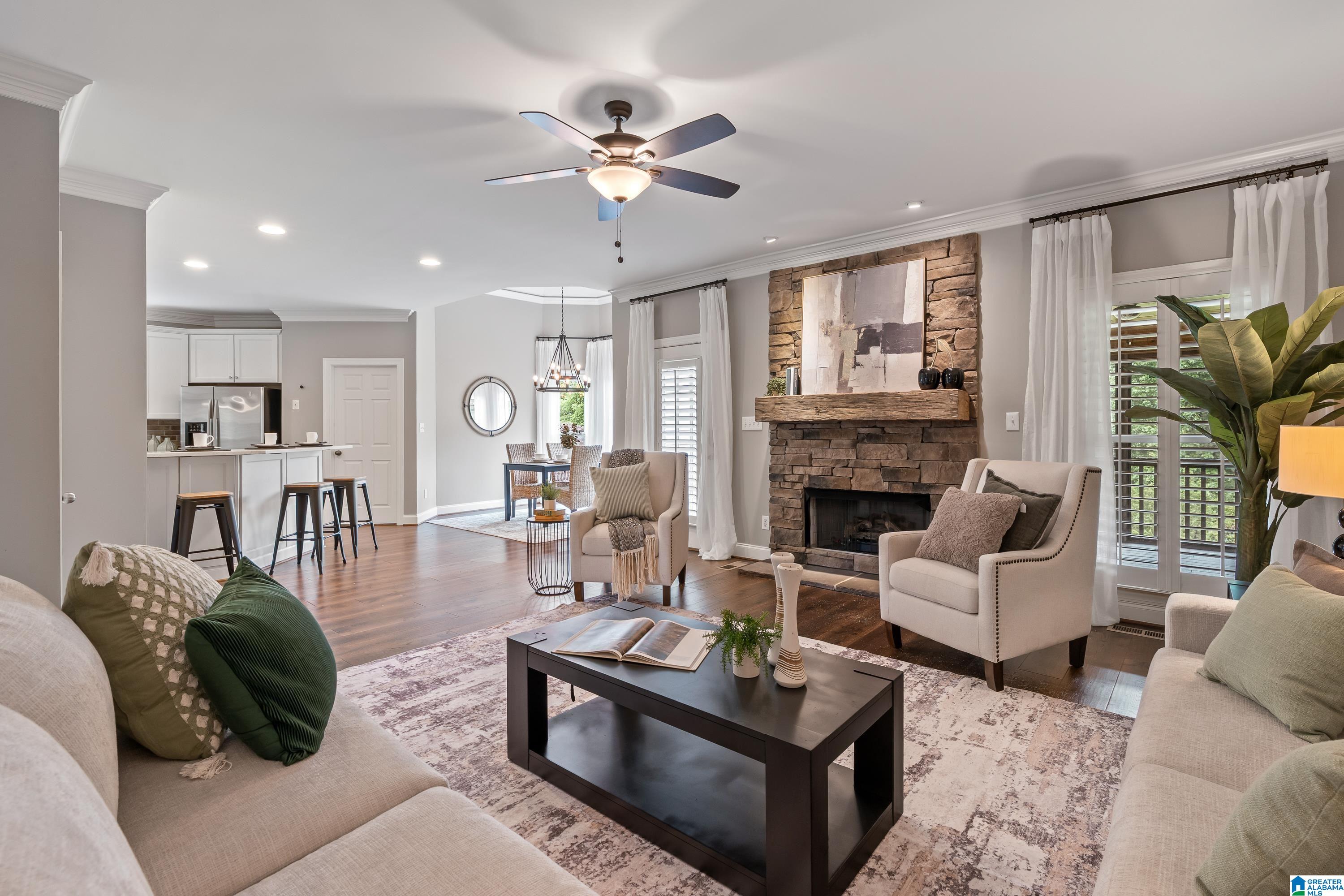 5265 LAKE CREST CIRCLE
