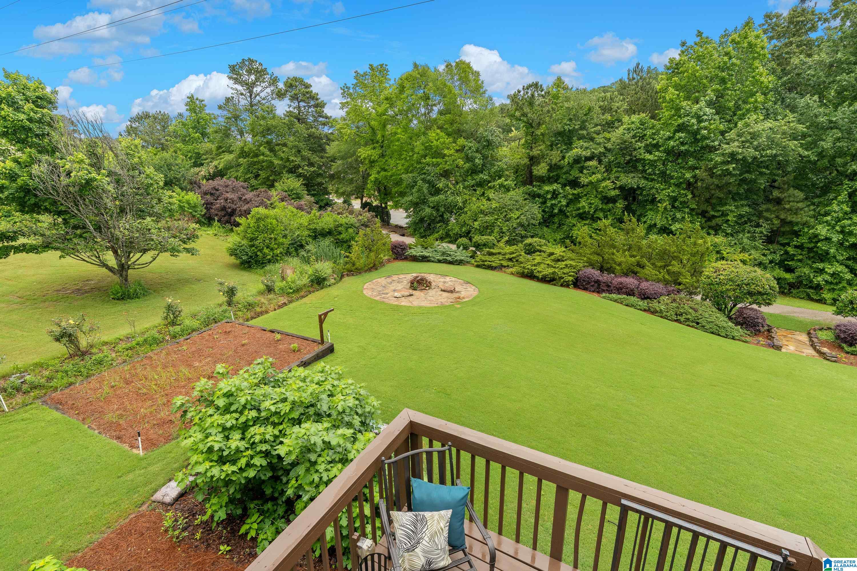 5265 LAKE CREST CIRCLE