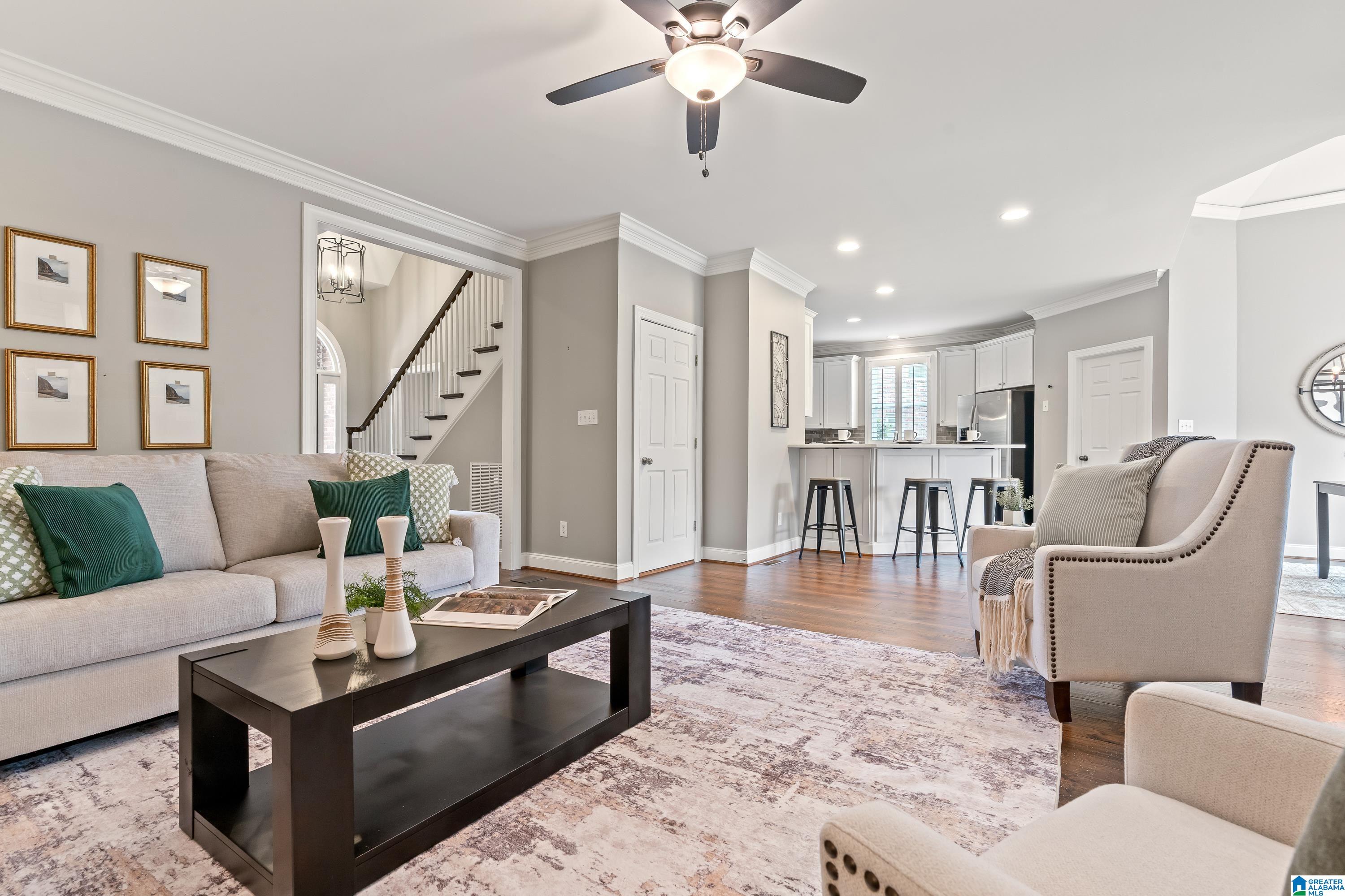 5265 LAKE CREST CIRCLE