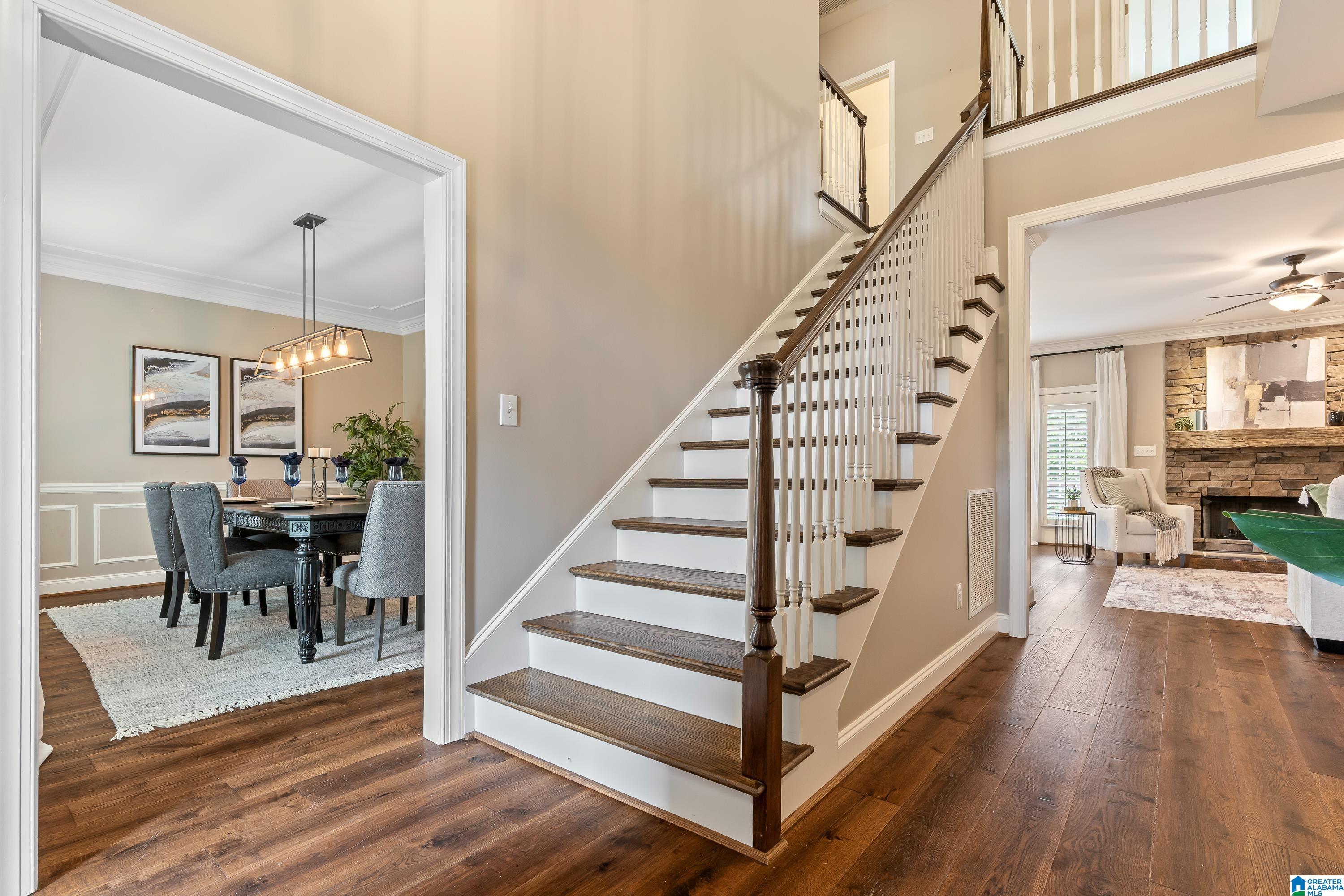 5265 LAKE CREST CIRCLE