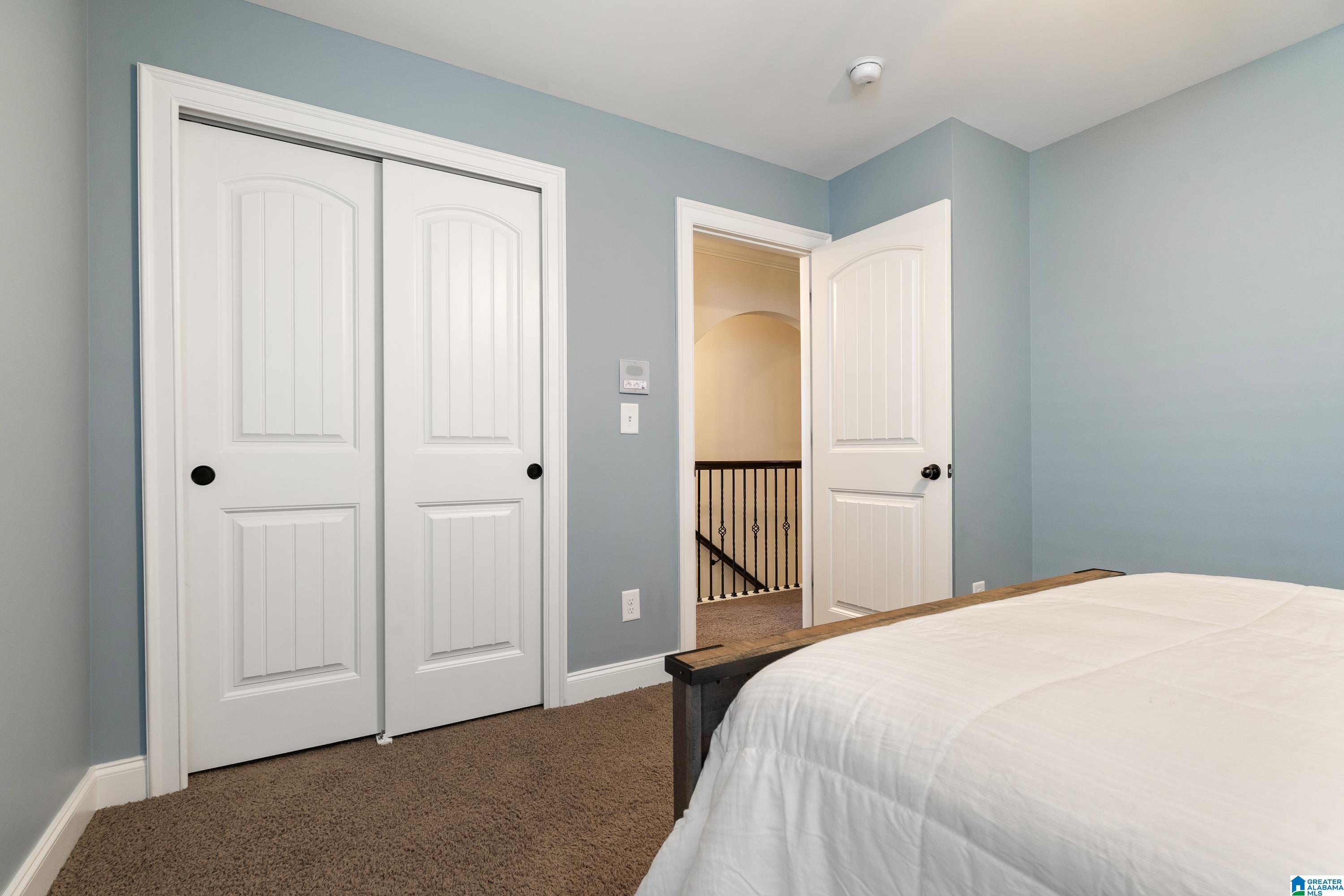 5493 PARK SIDE CIRCLE