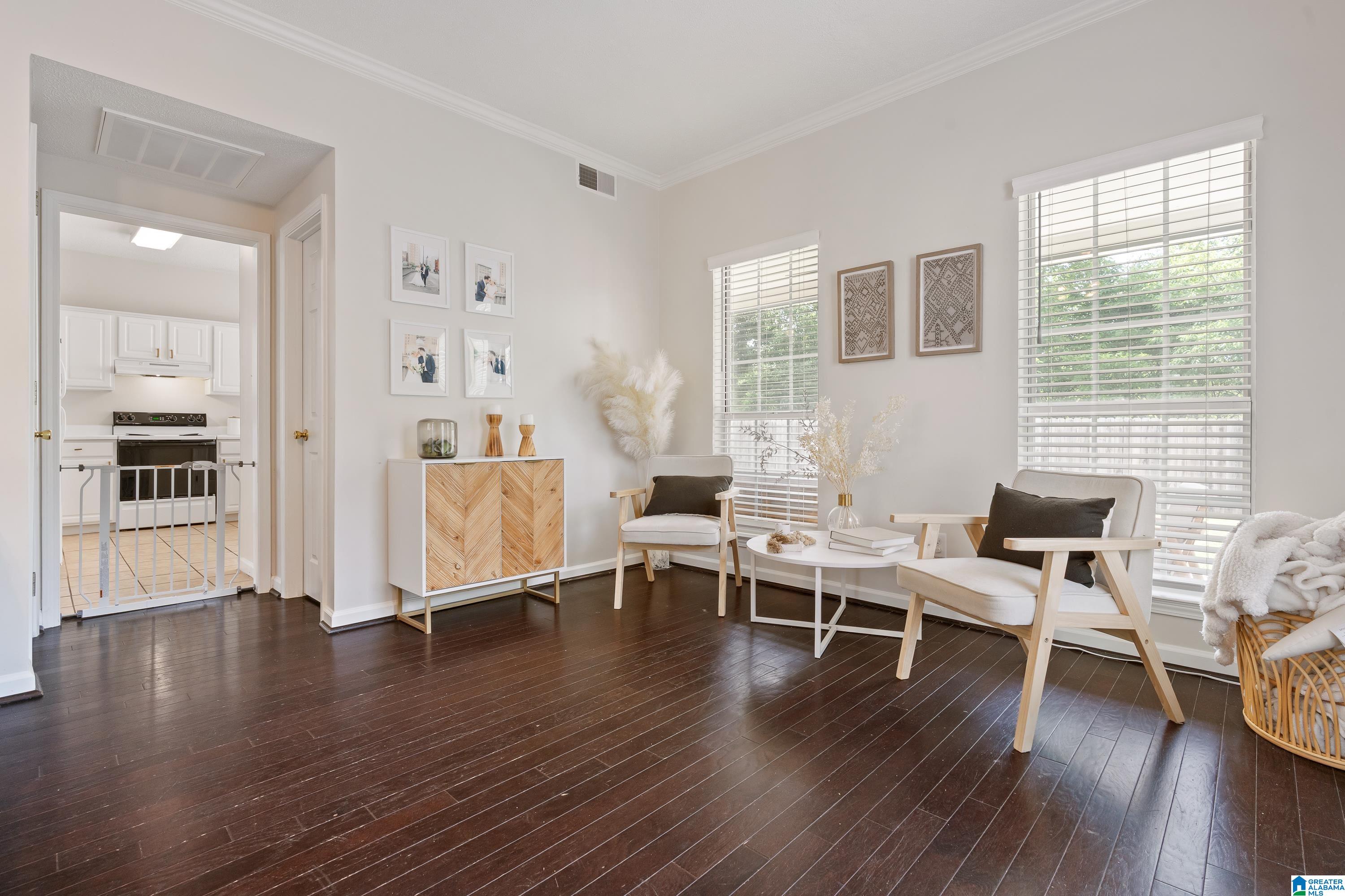 141 CRESTMONT LANE
