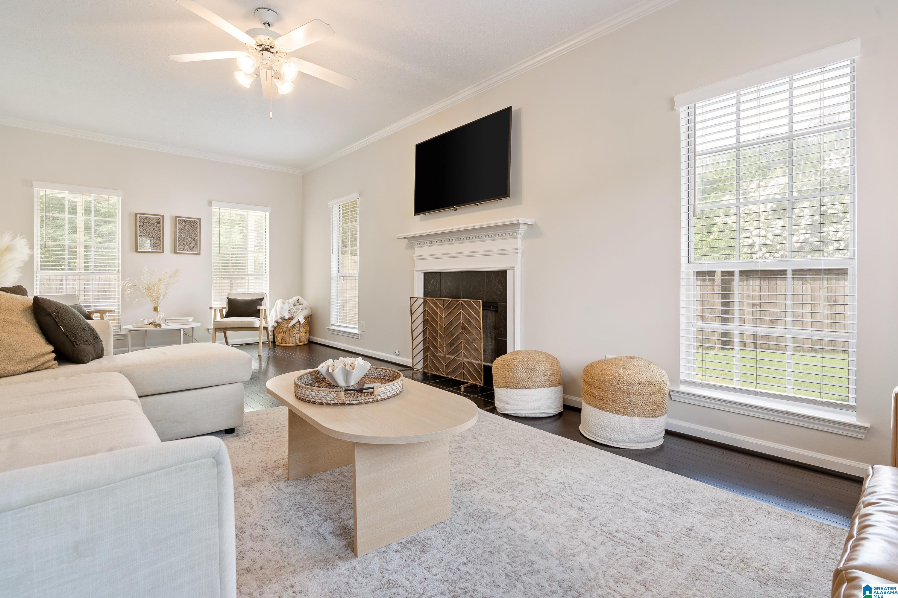 141 CRESTMONT LANE