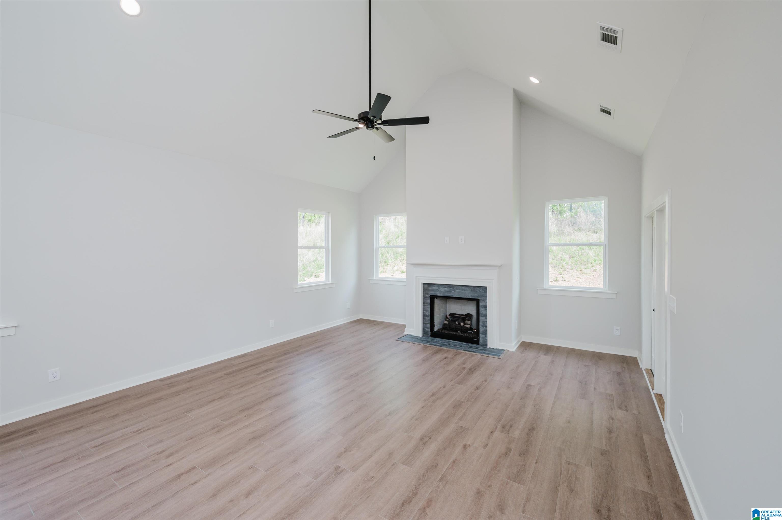 218 BARIMORE BOULEVARD