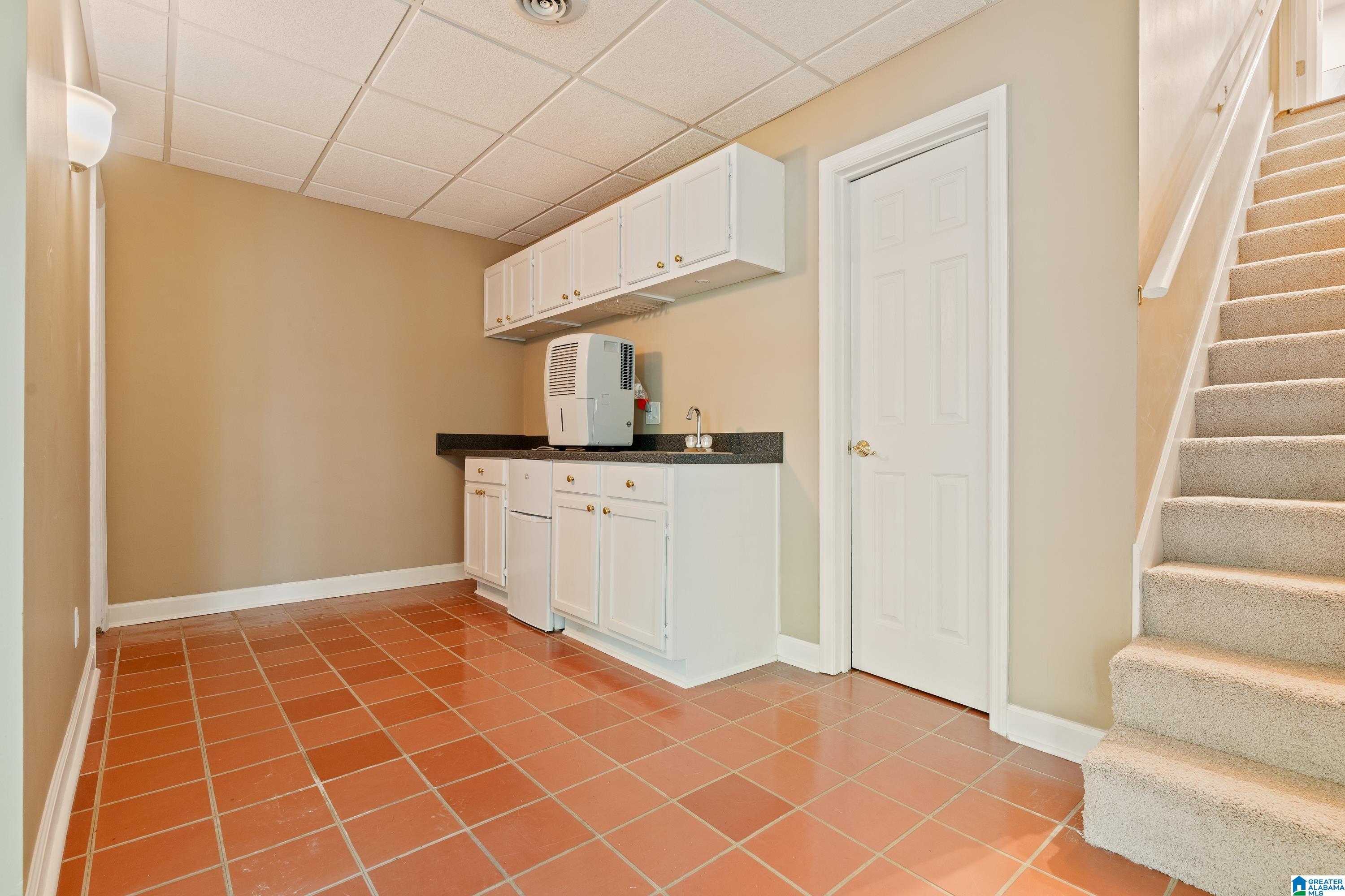 4737 CLOUD LANE