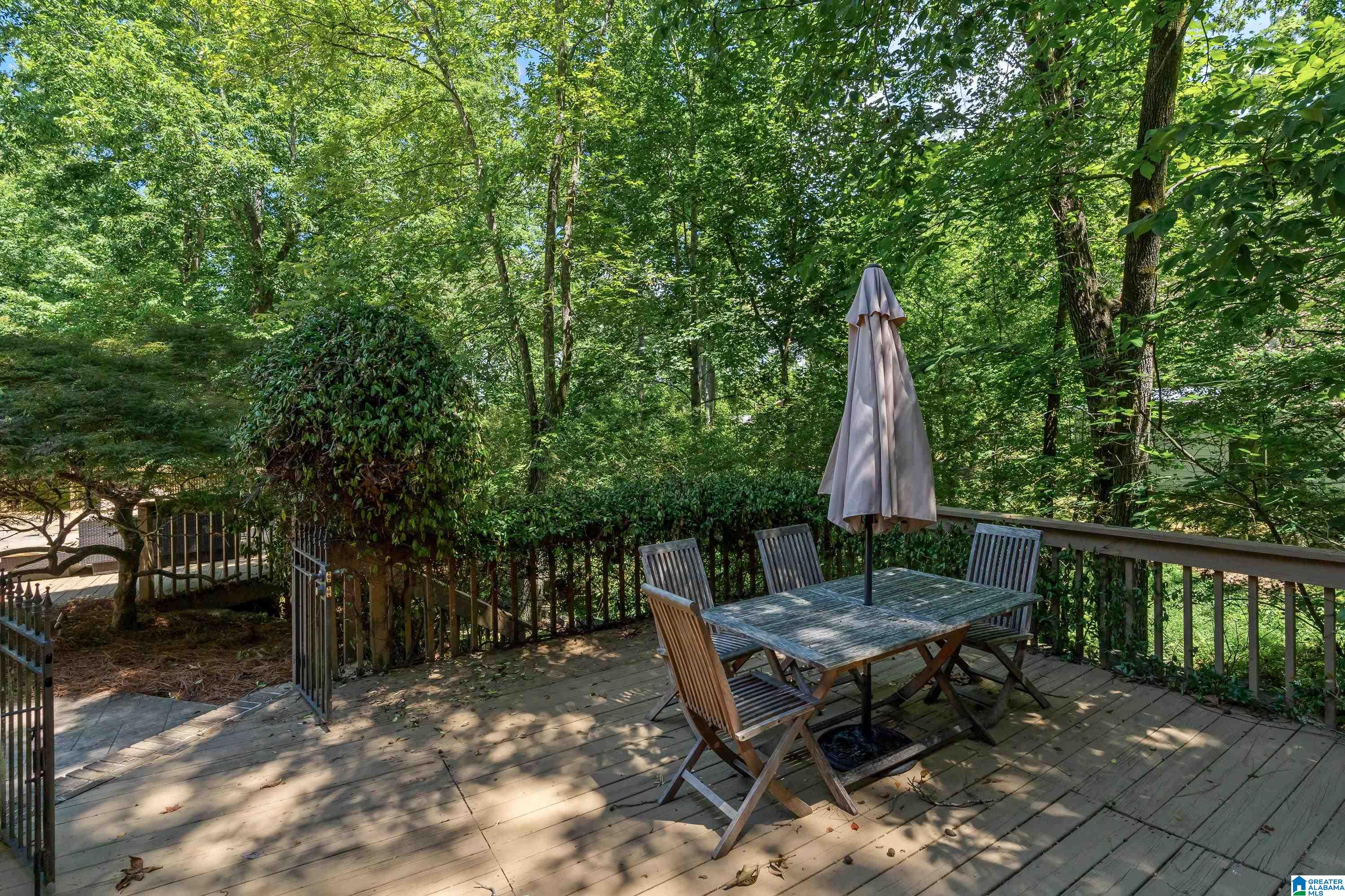 4737 CLOUD LANE