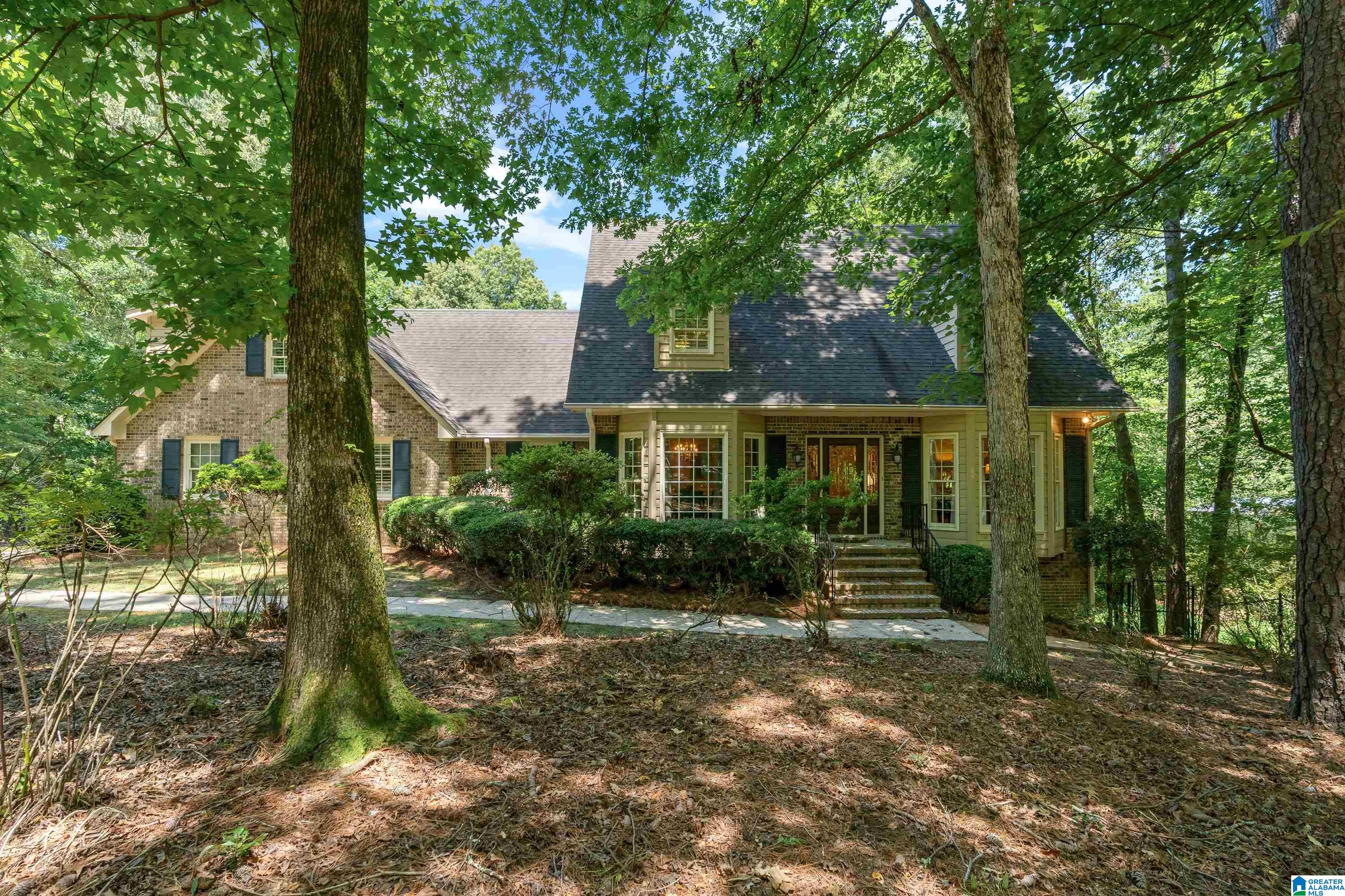 4737 CLOUD LANE