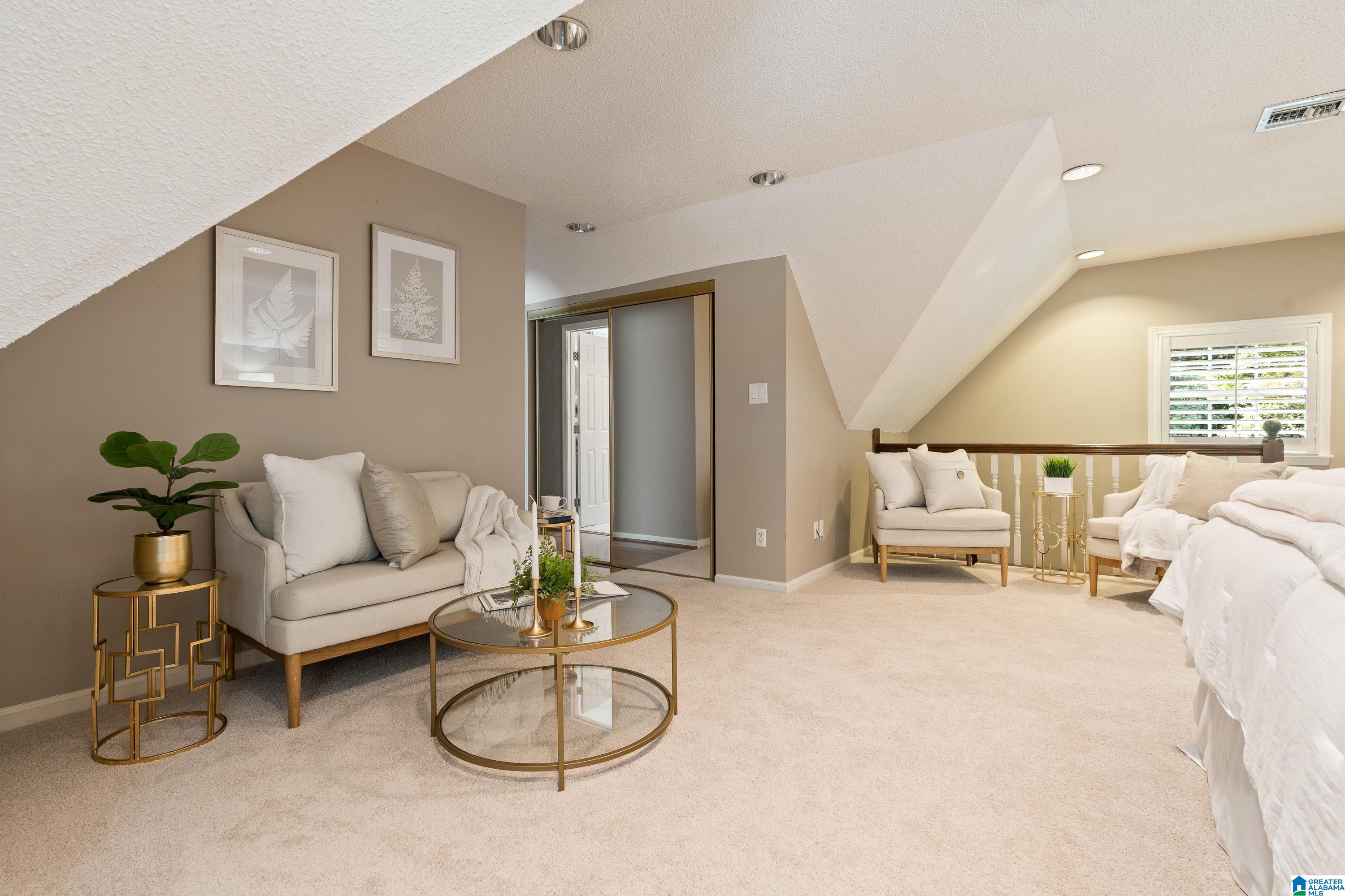 4737 CLOUD LANE
