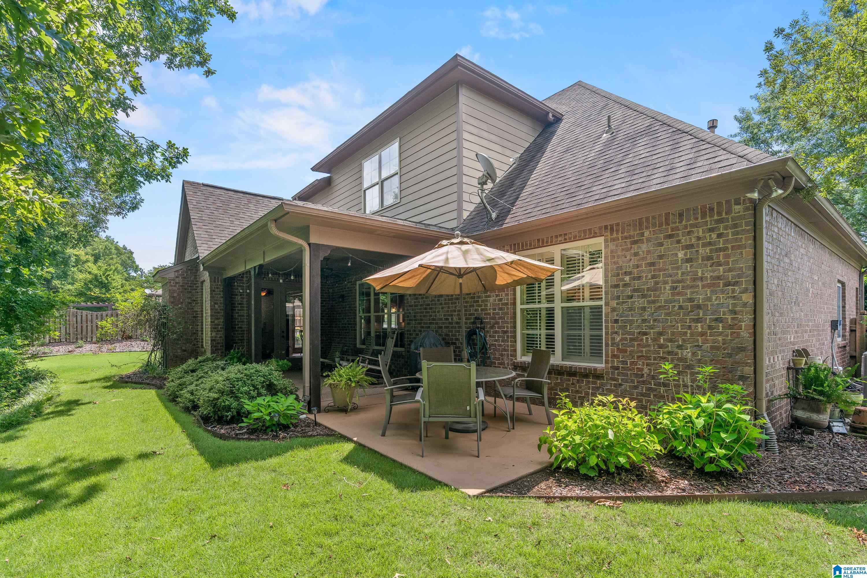 163 RIVER VALLEY ROAD