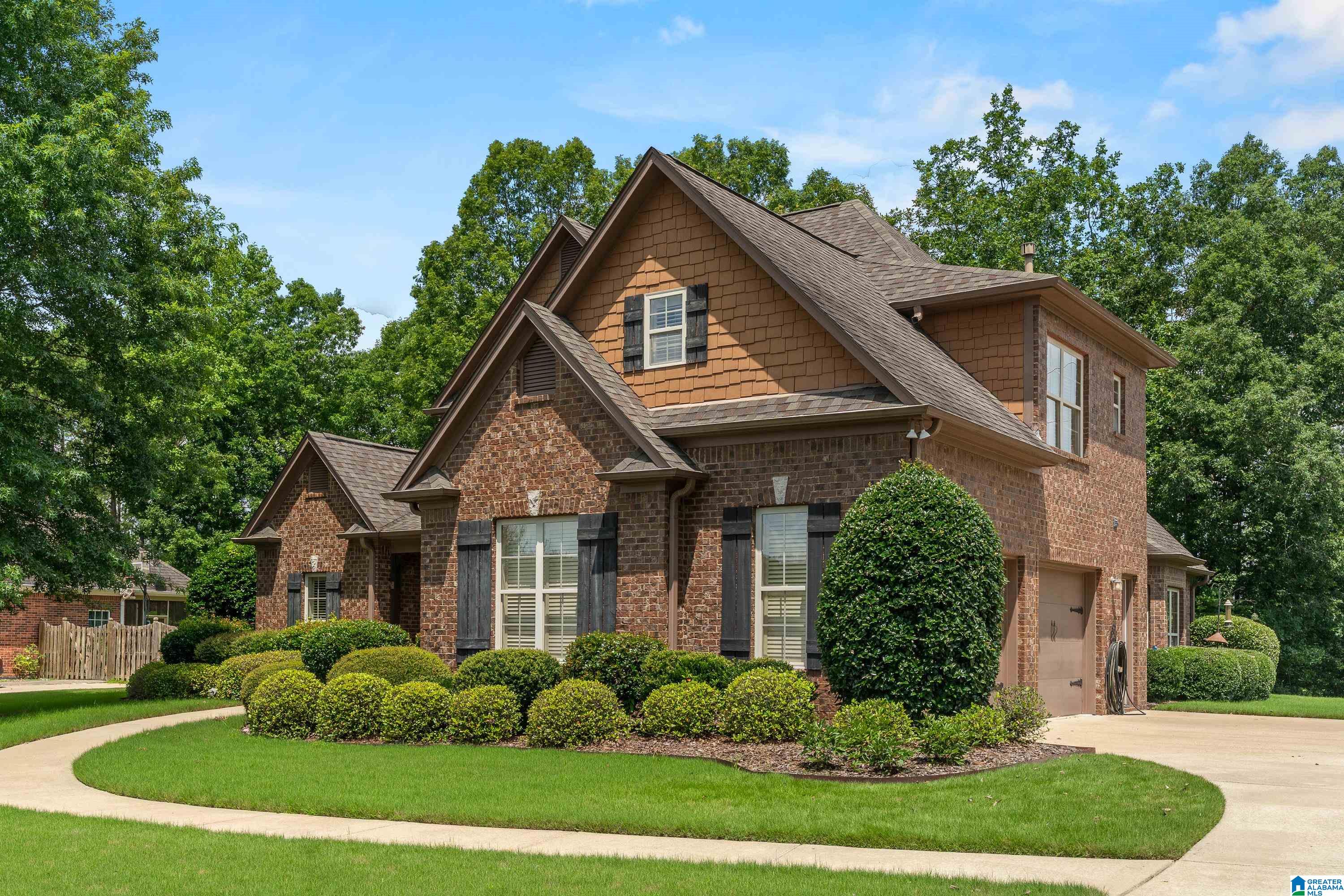 163 RIVER VALLEY ROAD