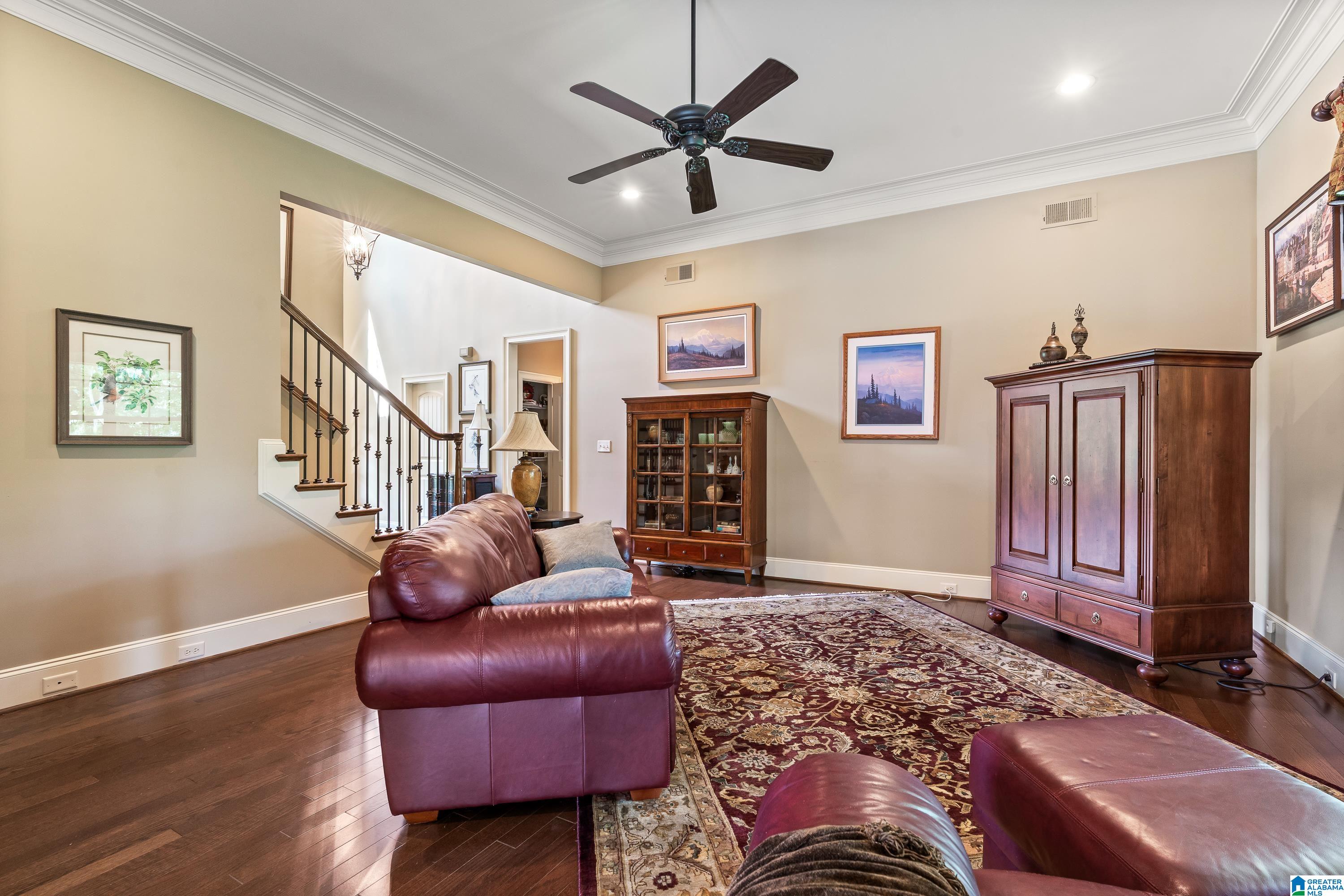 163 RIVER VALLEY ROAD