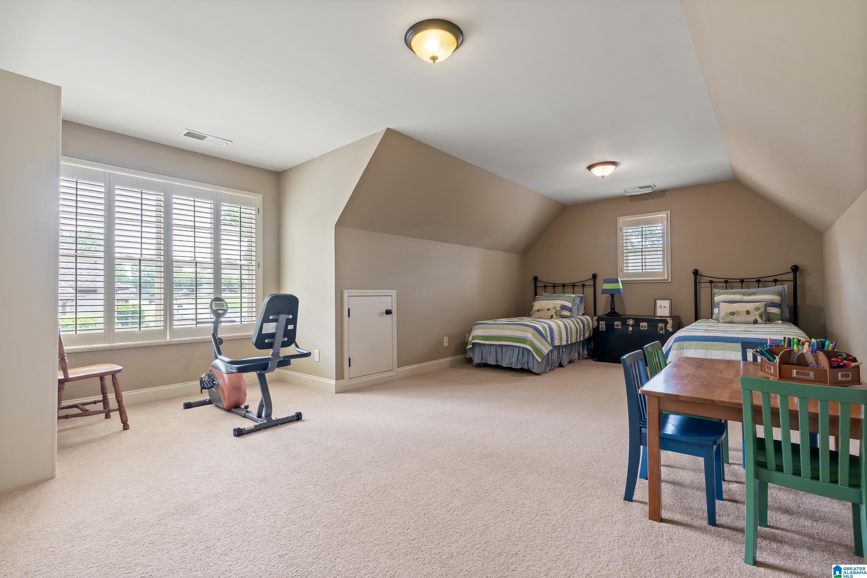 163 RIVER VALLEY ROAD