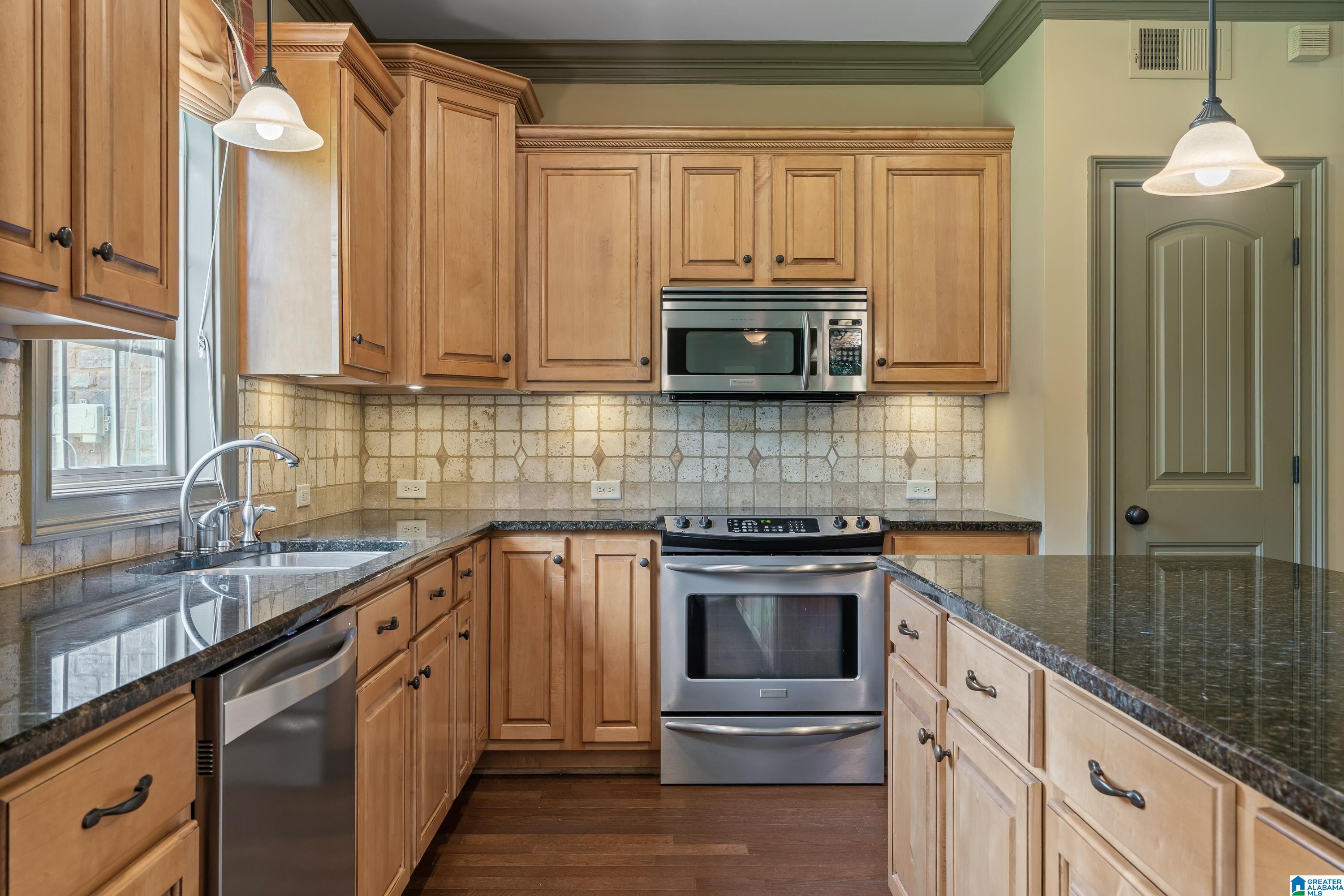 163 RIVER VALLEY ROAD