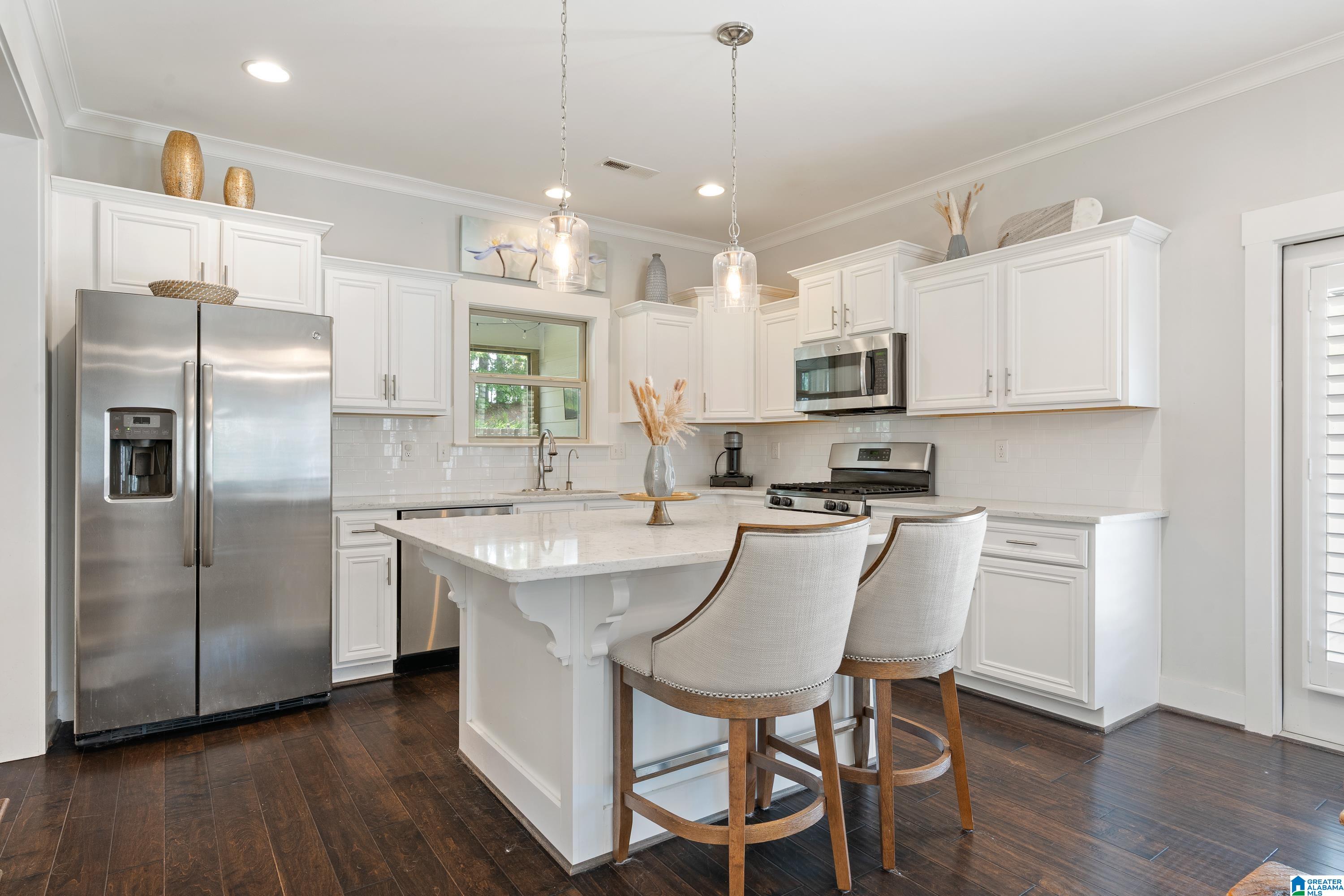 323 CROSSBRIDGE ROAD
