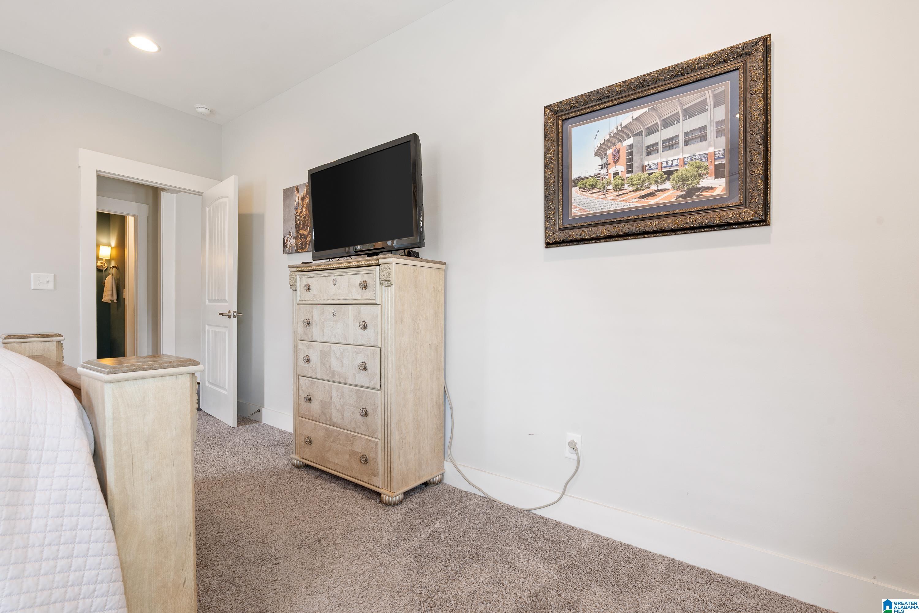 323 CROSSBRIDGE ROAD