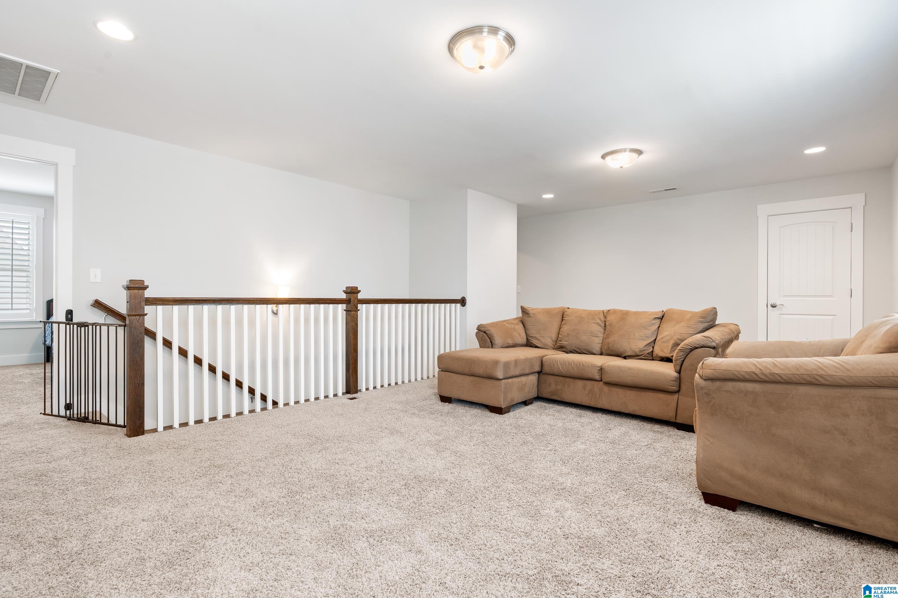 323 CROSSBRIDGE ROAD