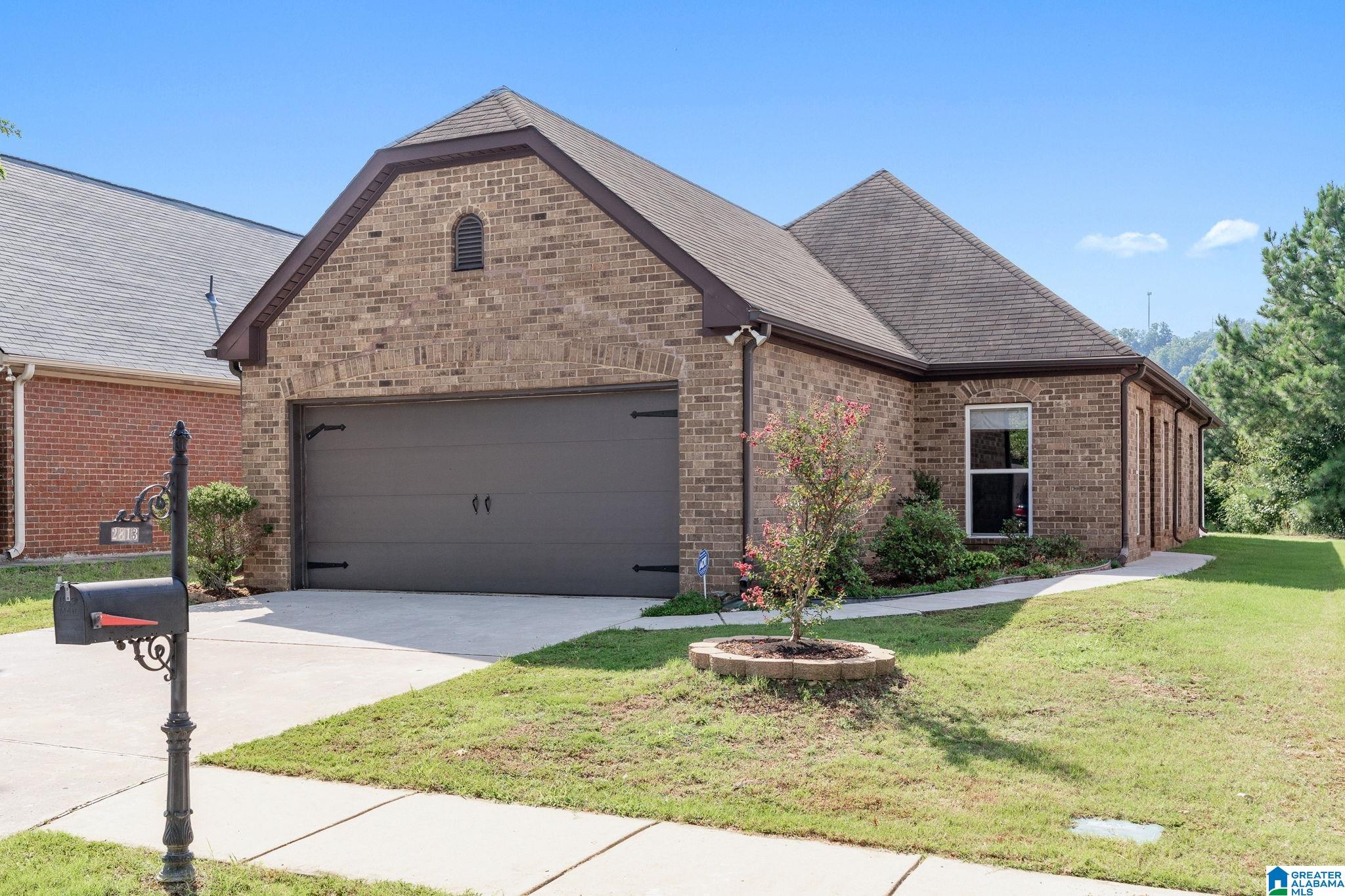 2813 OXMOOR GLEN DRIVE