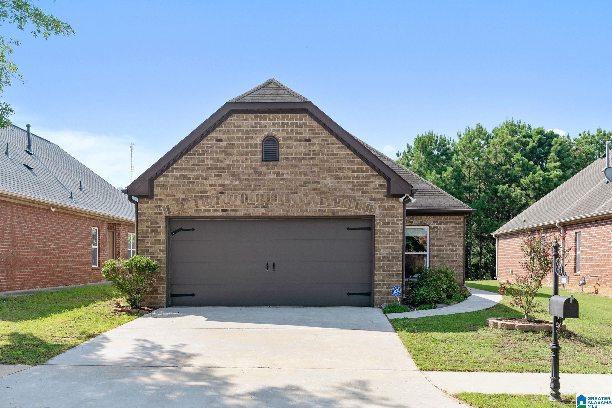 2813 OXMOOR GLEN DRIVE