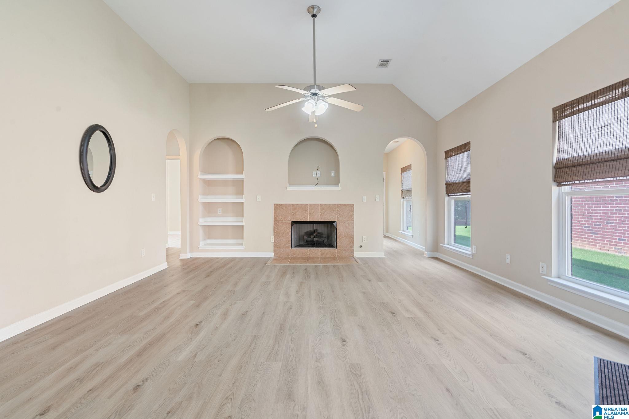 2813 OXMOOR GLEN DRIVE