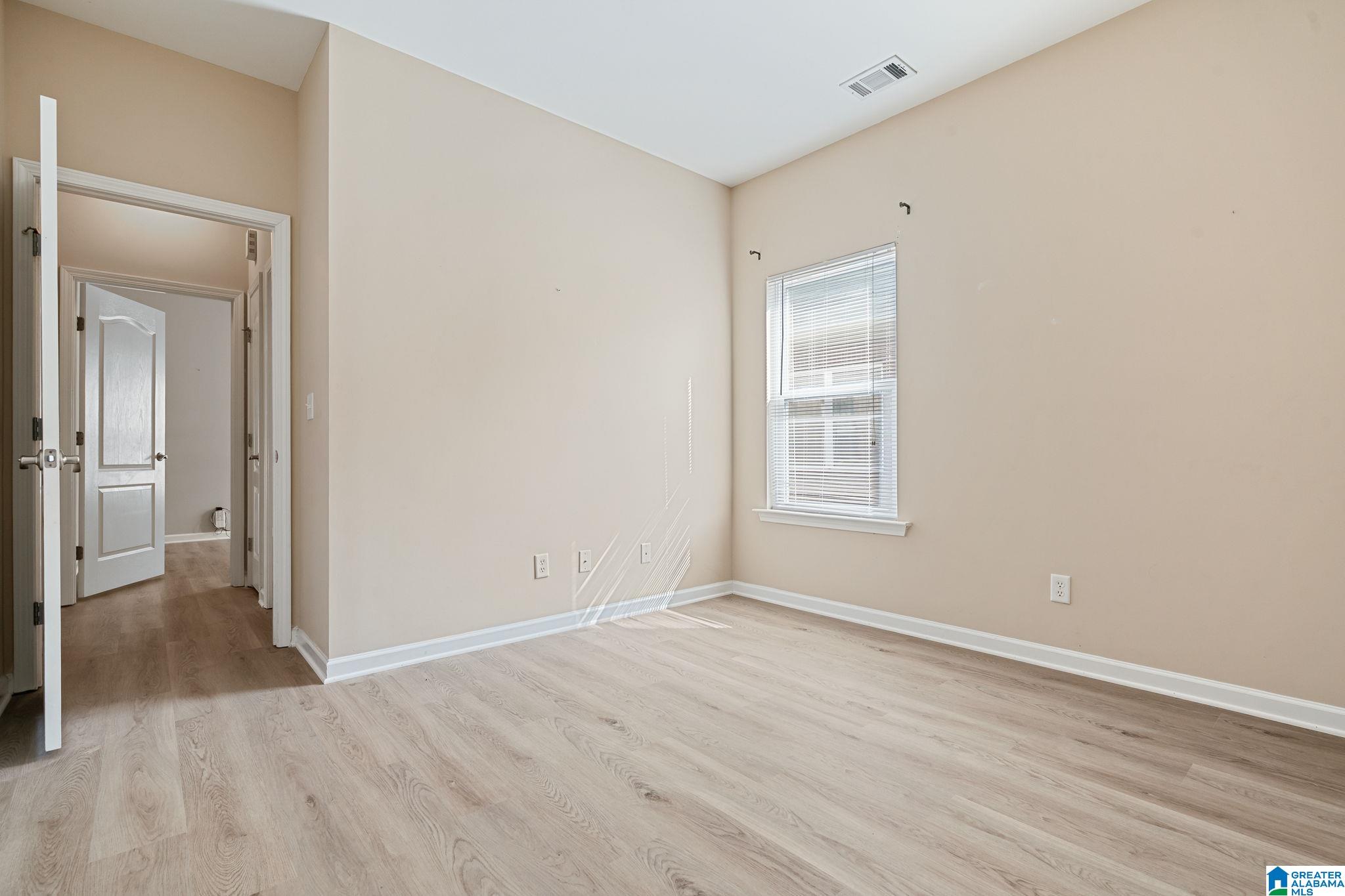2813 OXMOOR GLEN DRIVE