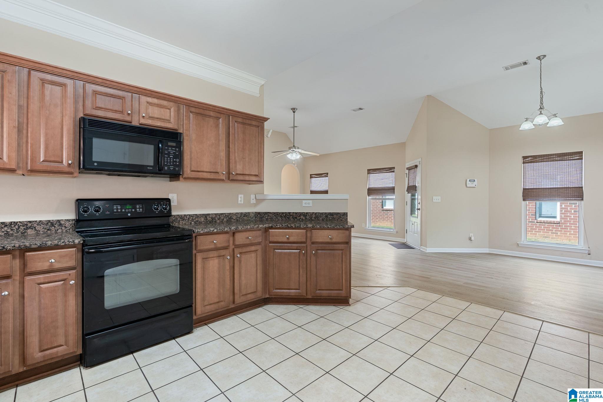 2813 OXMOOR GLEN DRIVE