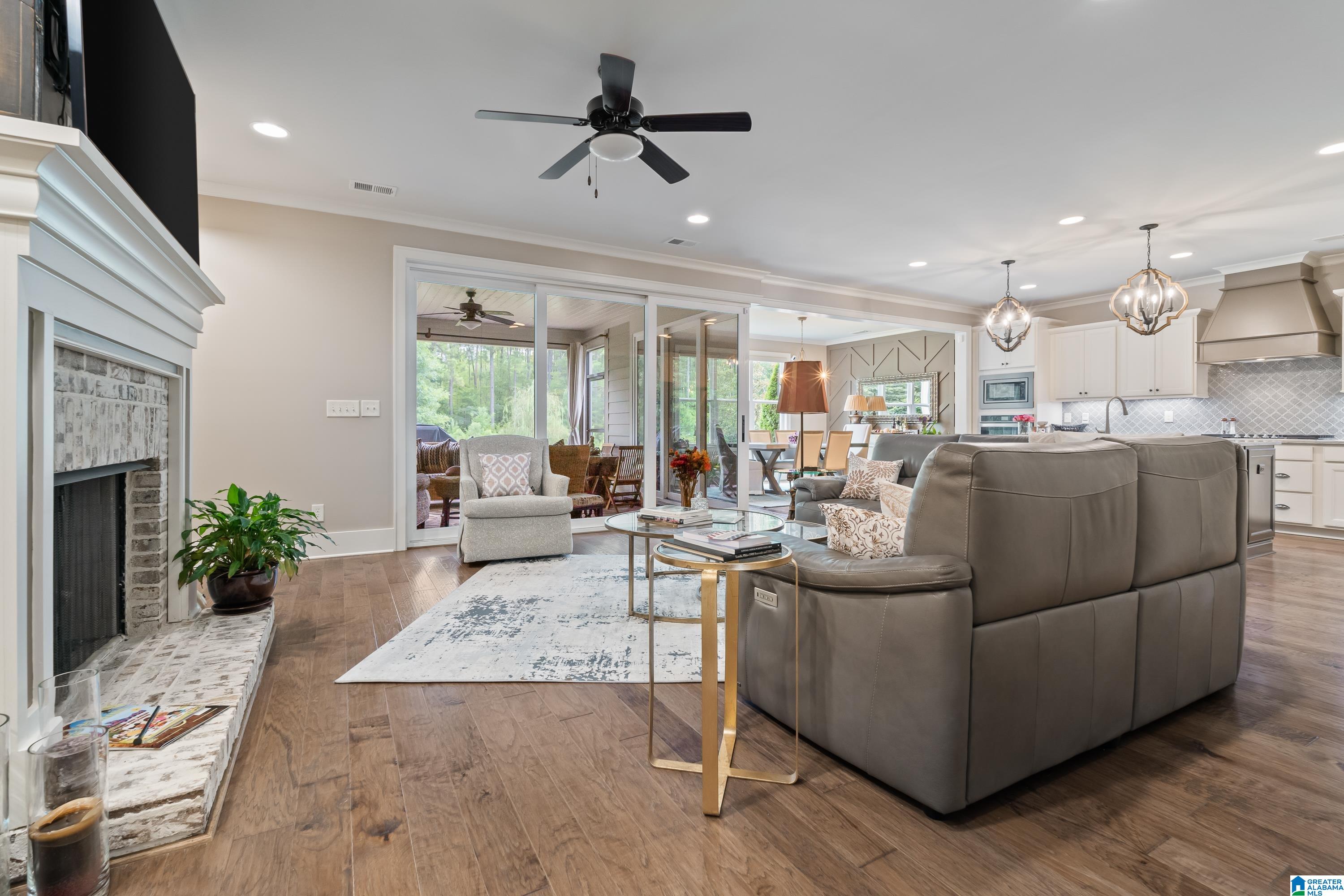 2316 BLACKRIDGE ROAD