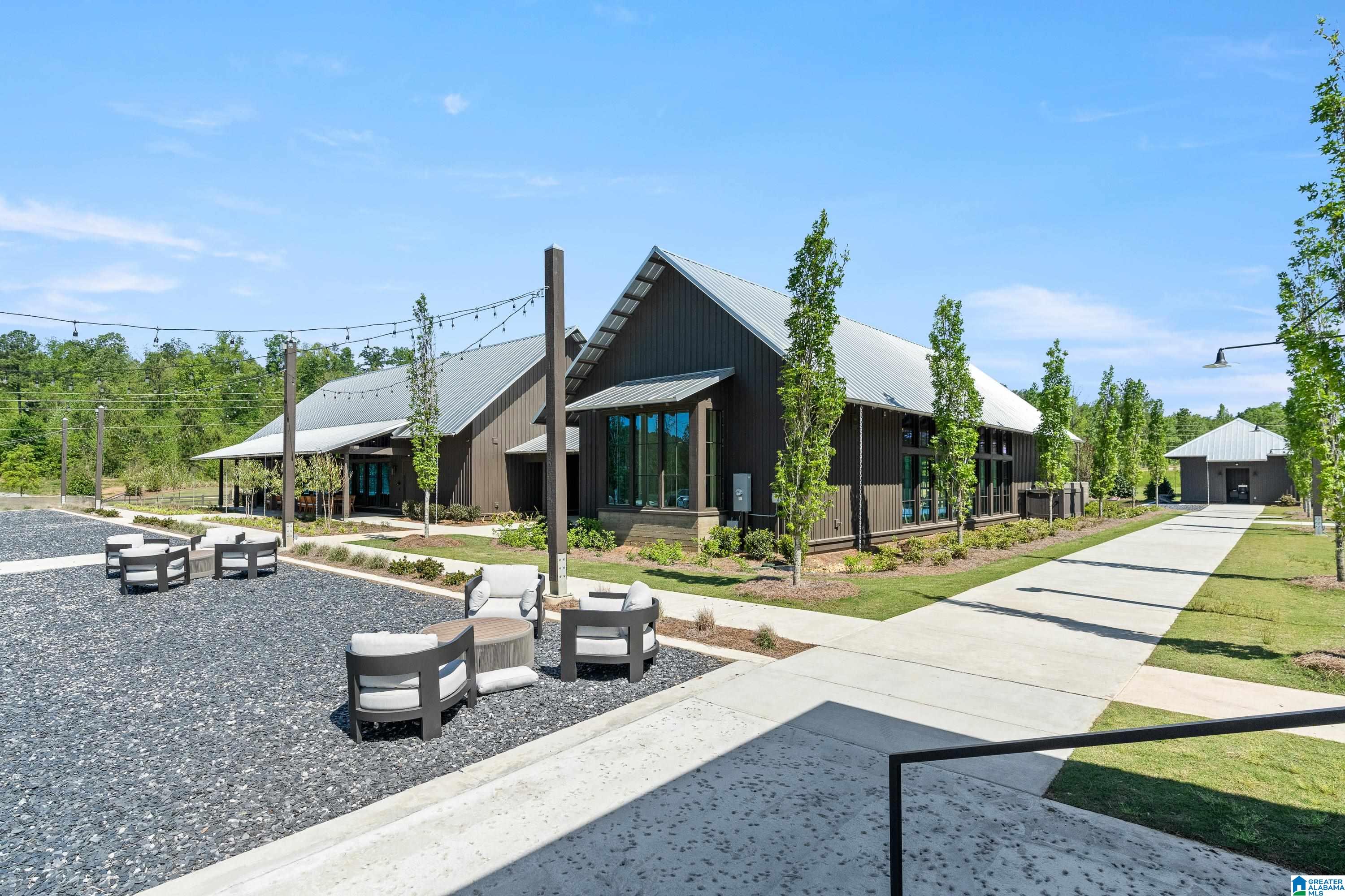 2316 BLACKRIDGE ROAD