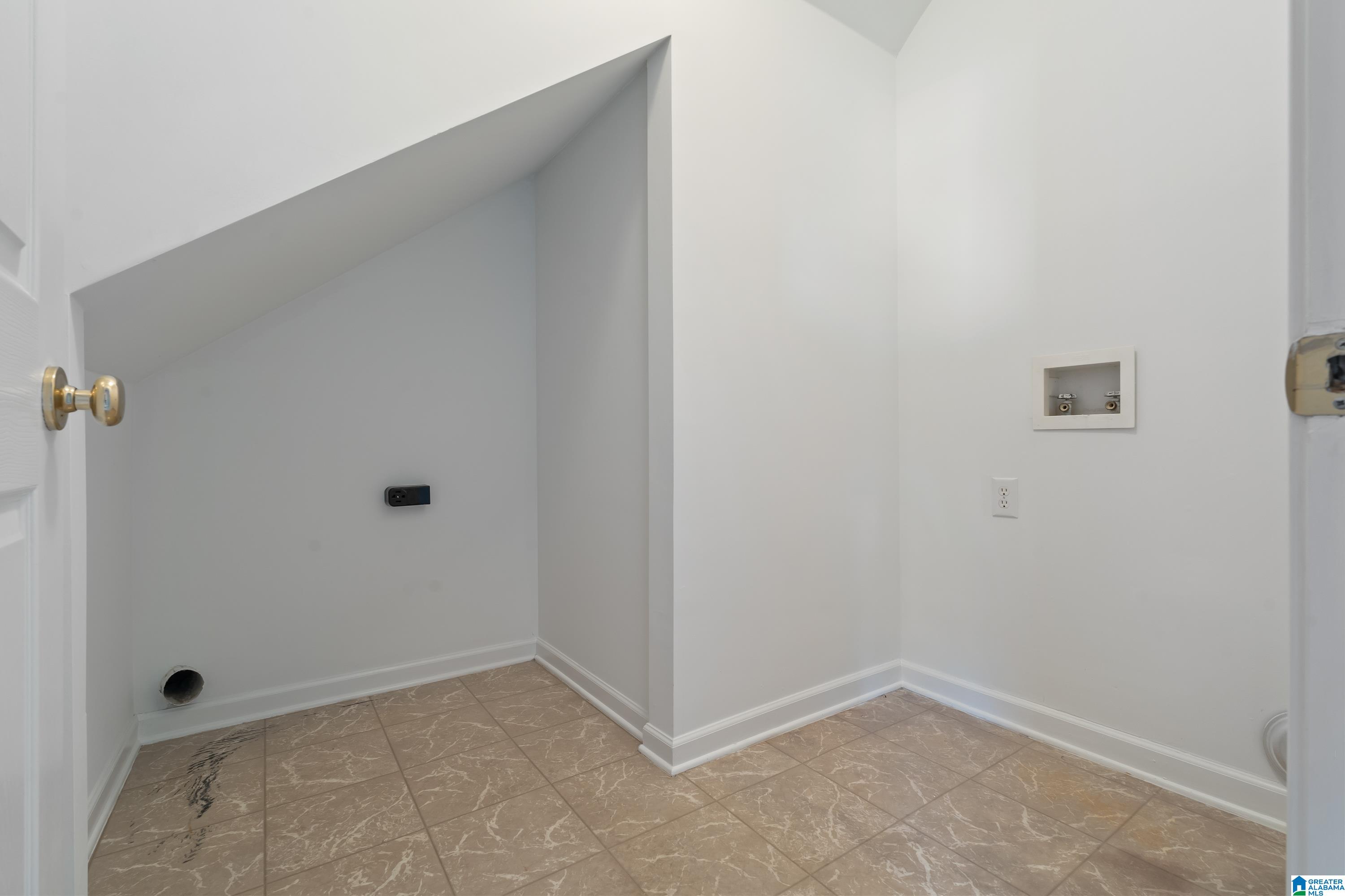 1541 DEER VALLEY DRIVE