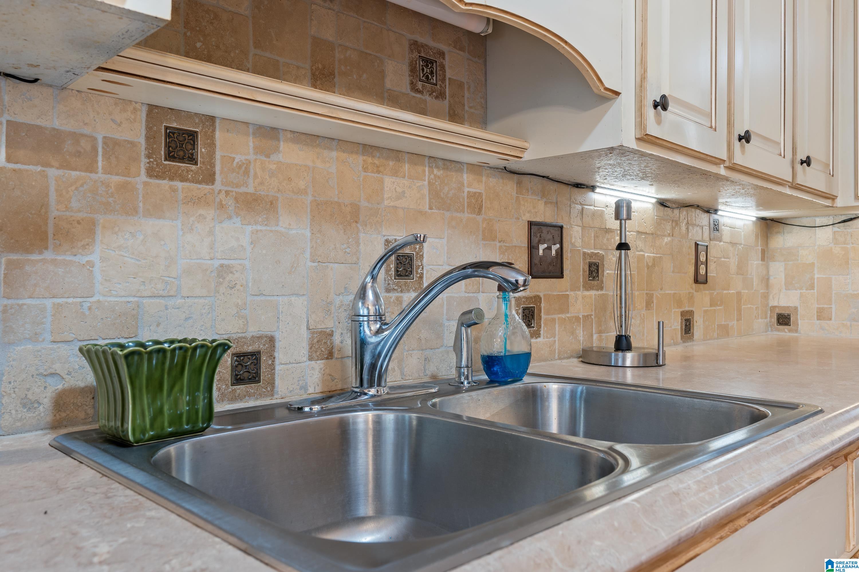1942 WATERVIEW CIRCLE