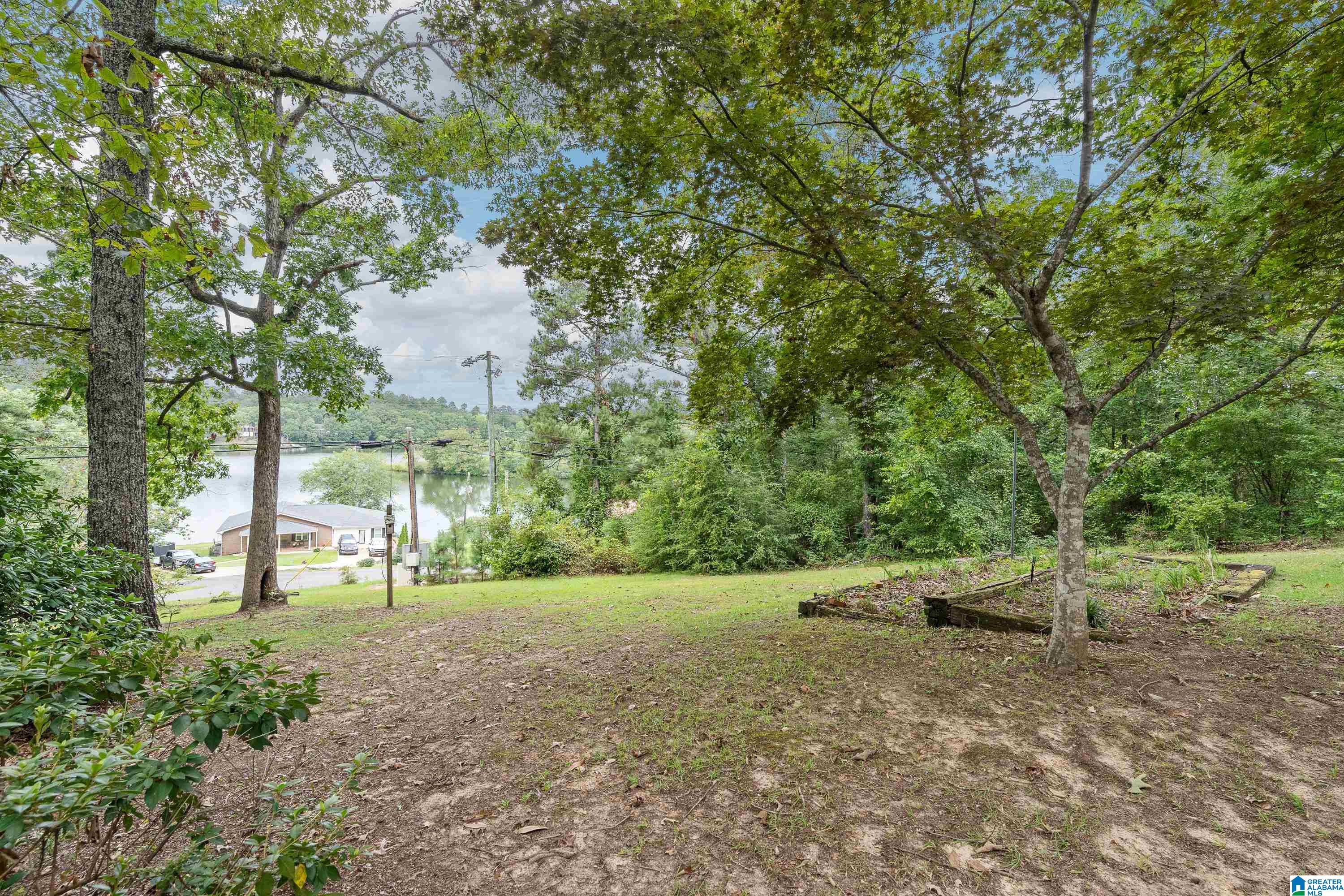 1942 WATERVIEW CIRCLE